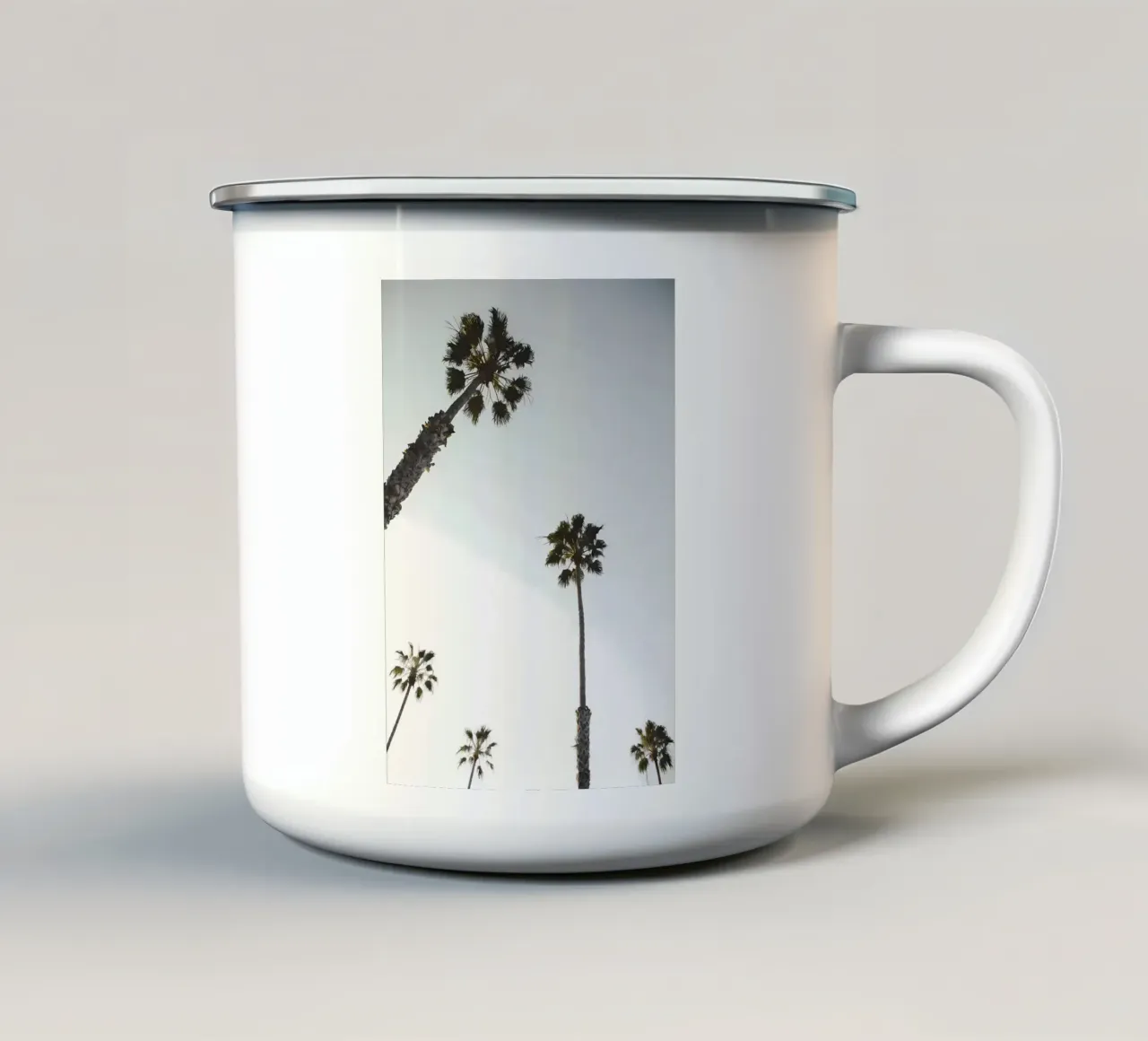 Palme 14 tazza in smalto da Matthew Katz