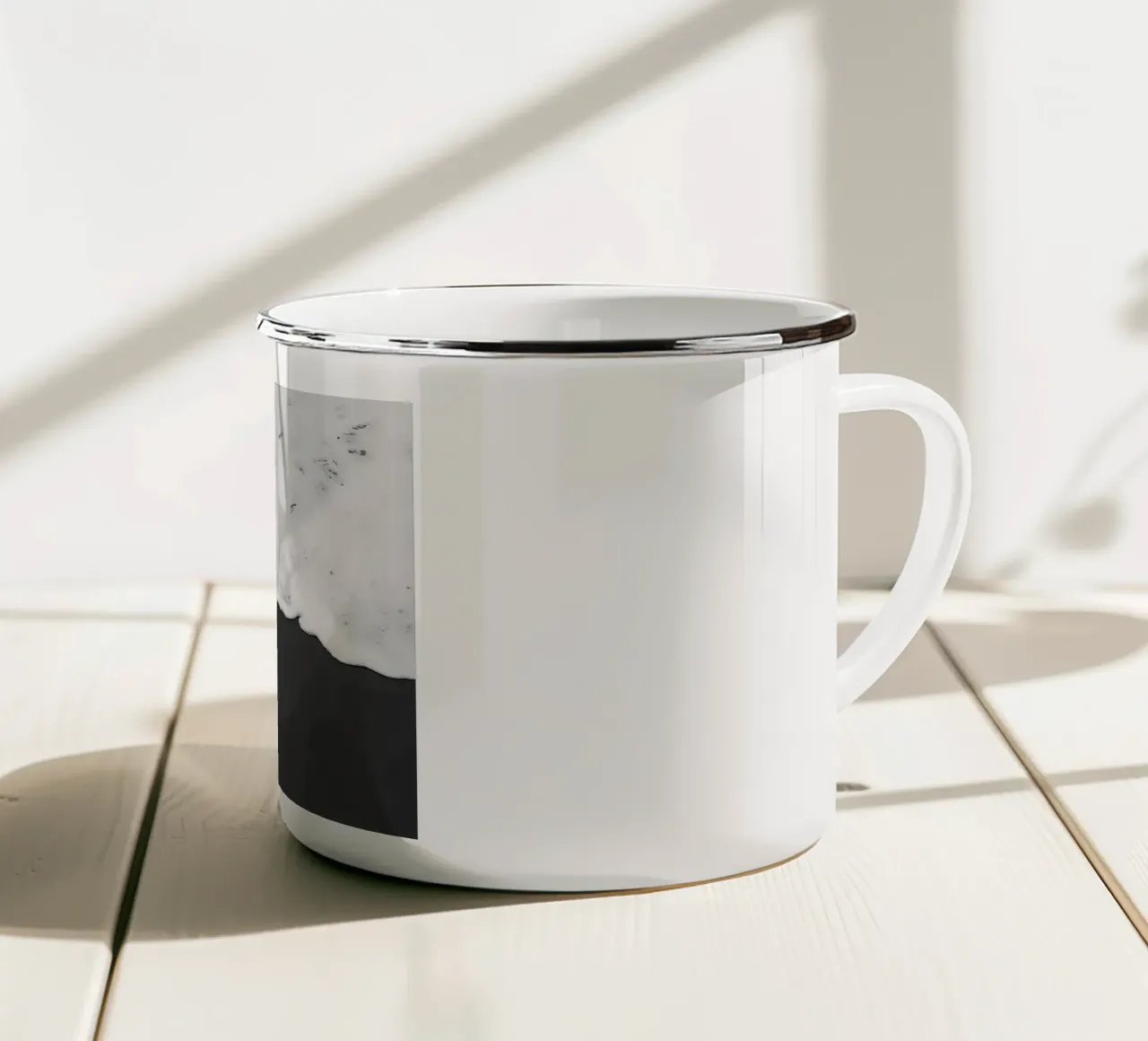 Onda tazza in smalto da Matthew Katz