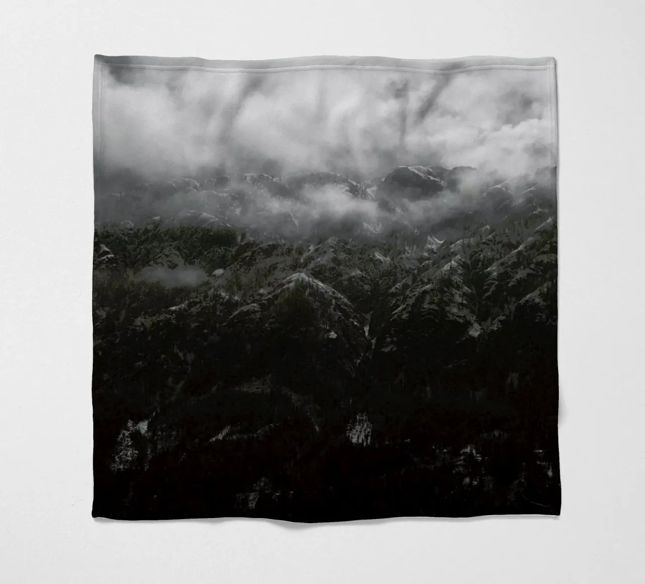 Isolated Fleecedecke von Picture On The Fridge