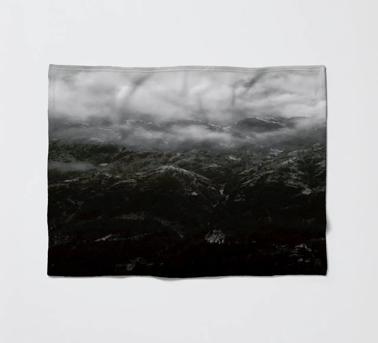 Isolated Fleecedecke von Picture On The Fridge