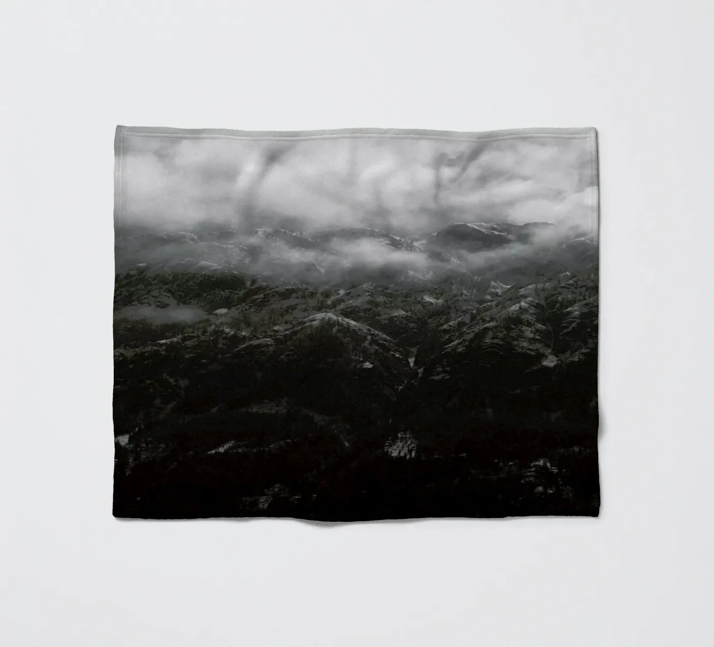 Isolated Fleecedecke von Picture On The Fridge