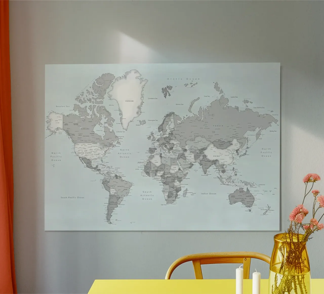 Mappa del mondo dettagliata Darryl poster con telaio in plastica da Aiden Garcia