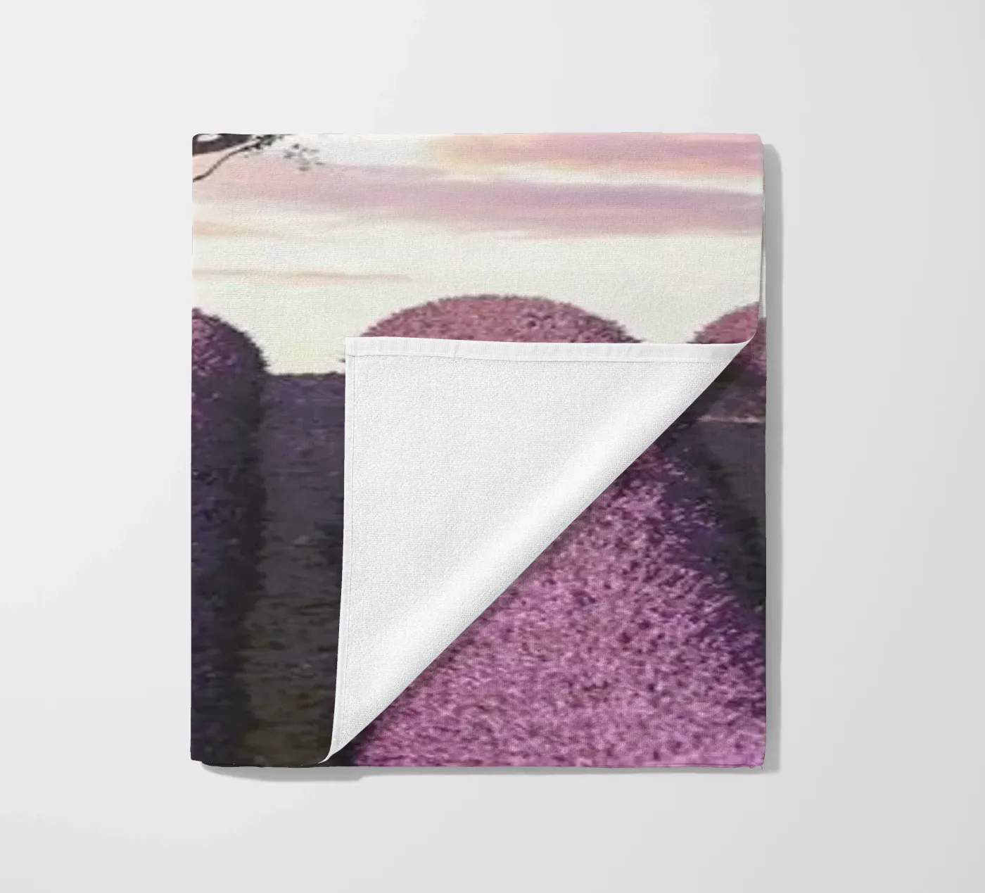 Lavender Fields serviette de plage de Magdalena Martin Photography