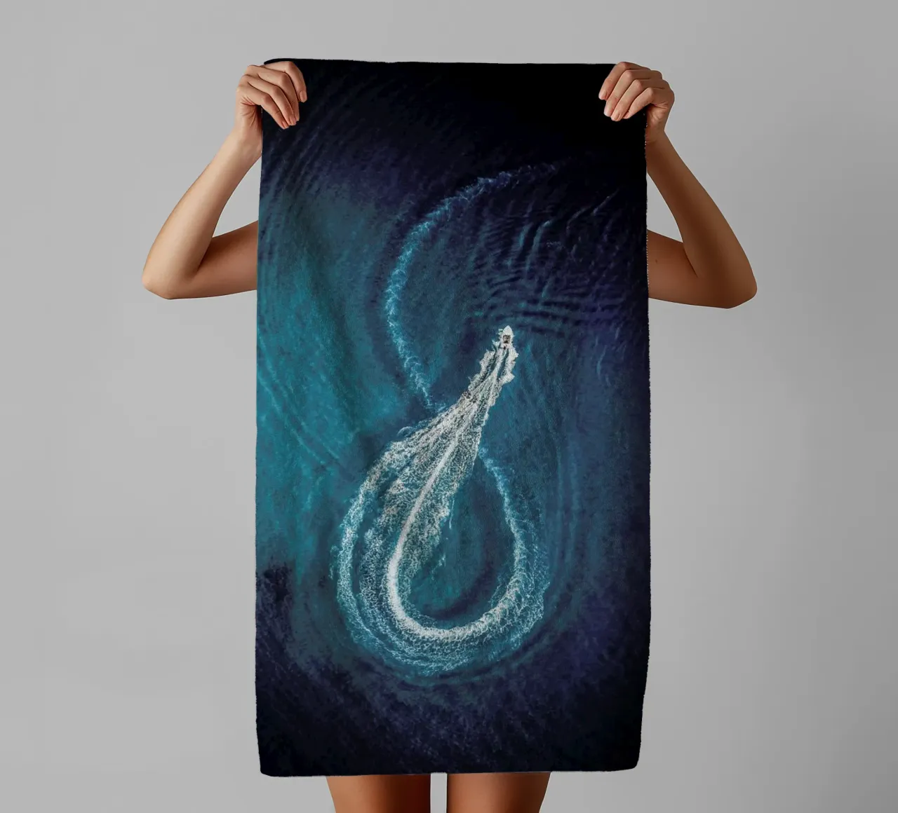 Gliding towel by METROPOLIS