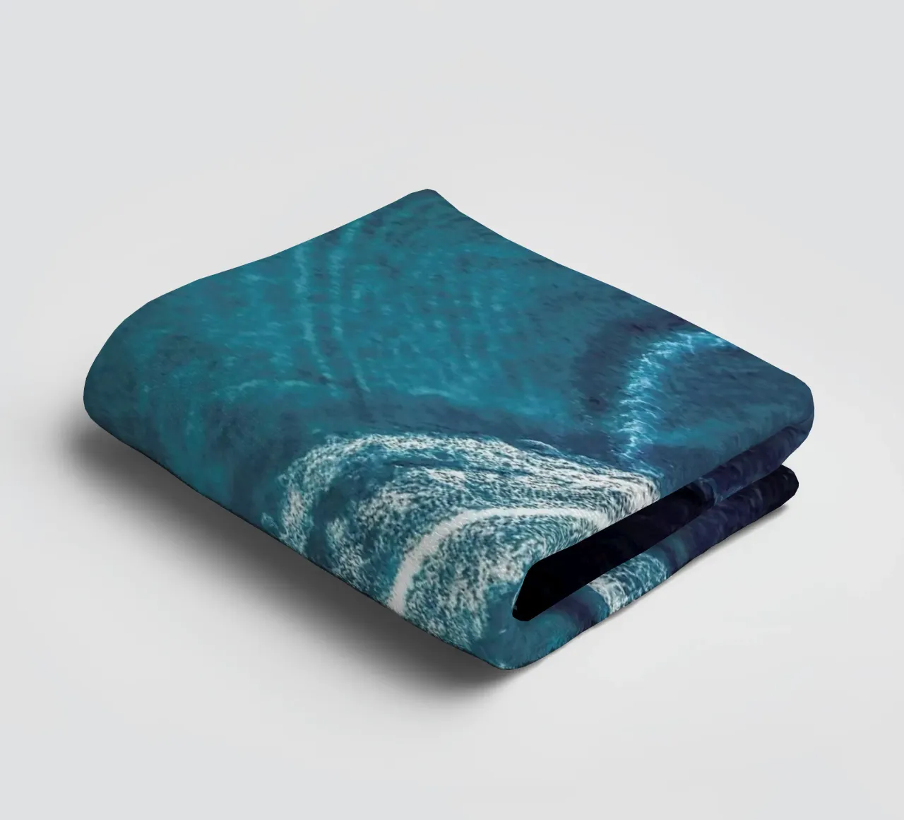 Gliding towel by METROPOLIS