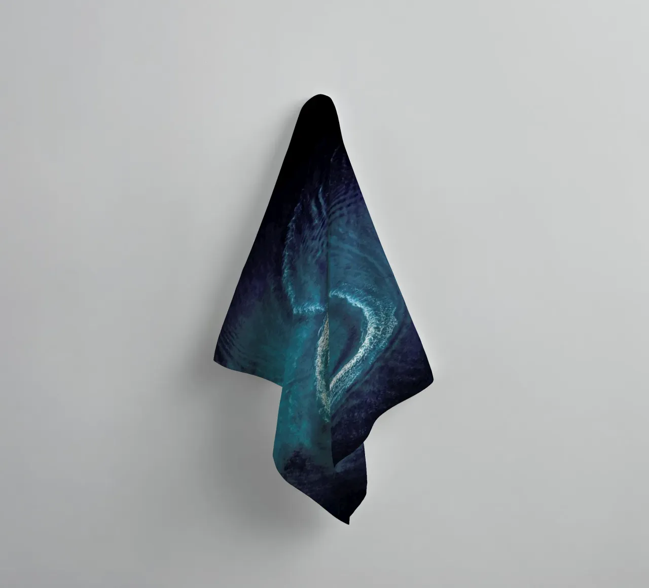 Gliding towel by METROPOLIS
