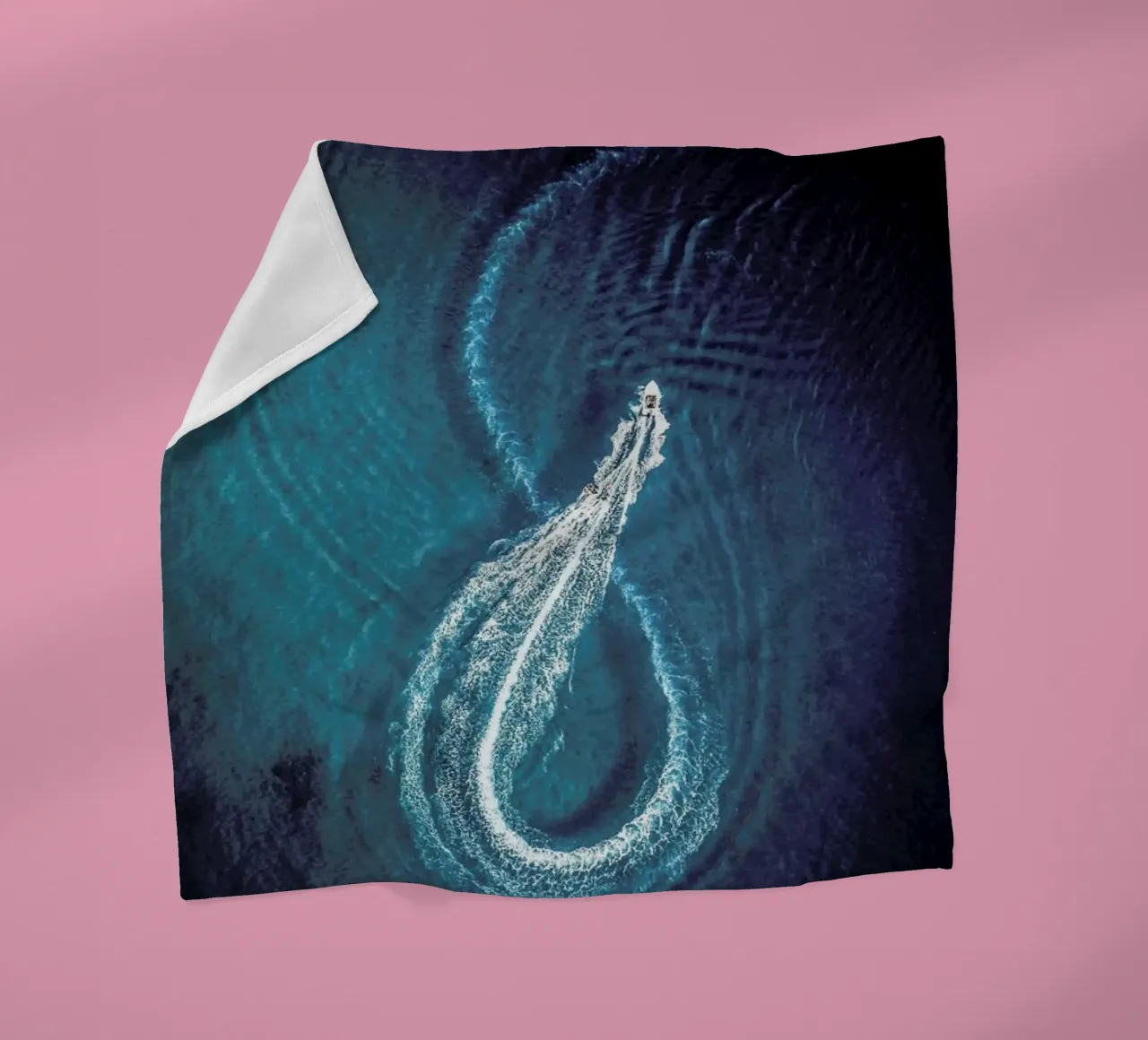 Gliding Fleecedecke von METROPOLIS