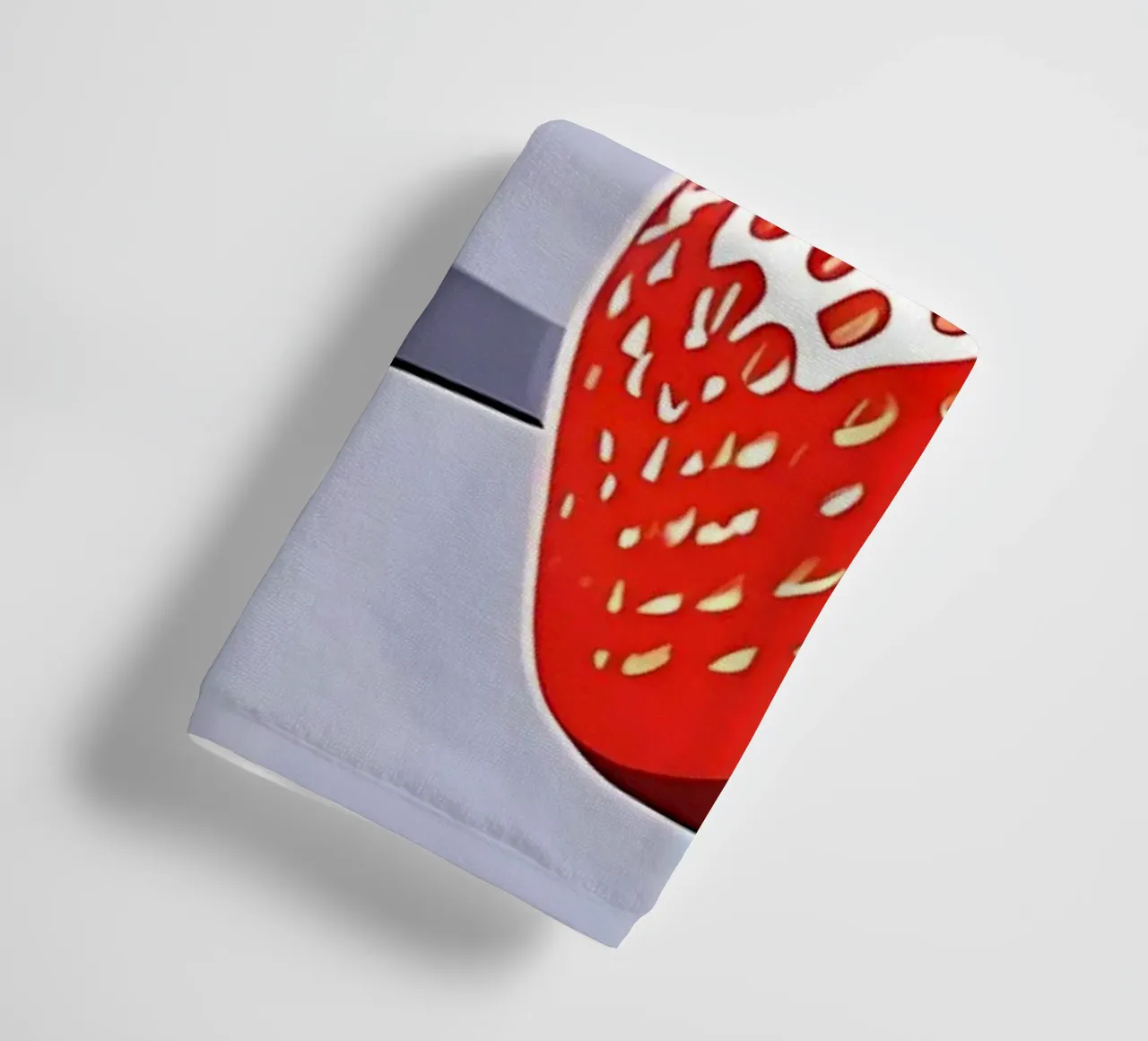 Fragole_stile_A_3 asciugamano da bagno da Pink- und LoveArt by LK