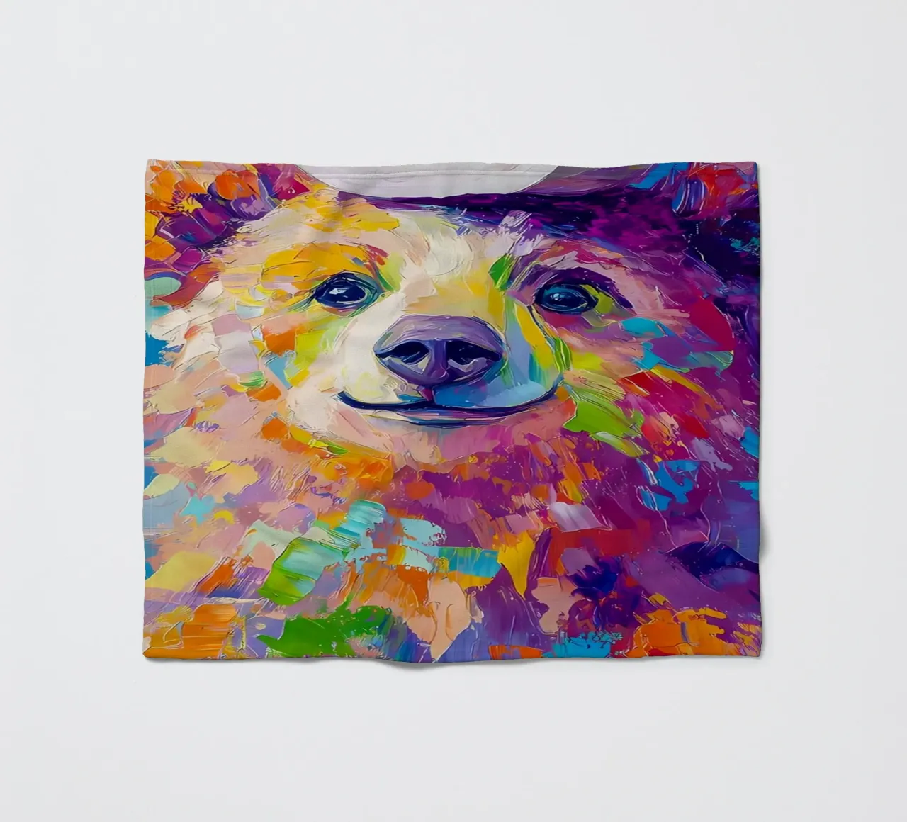 Orso con carta igienica coperta in pile da Adrian Patel