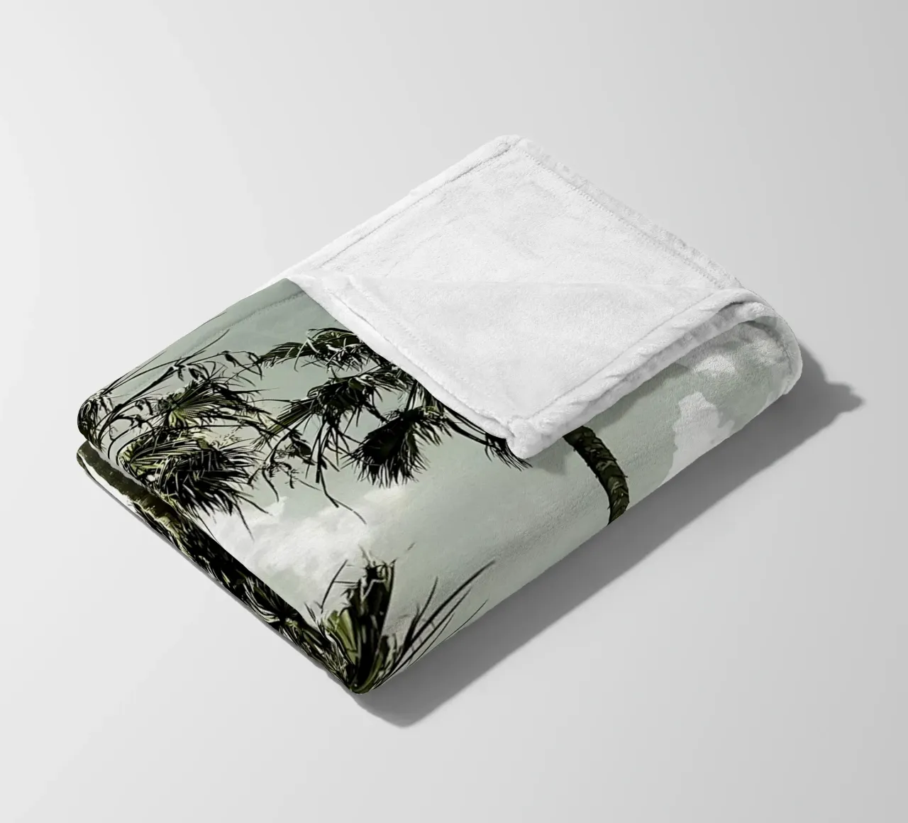 Palme d'epoca coperta in pile da Matthew Katz
