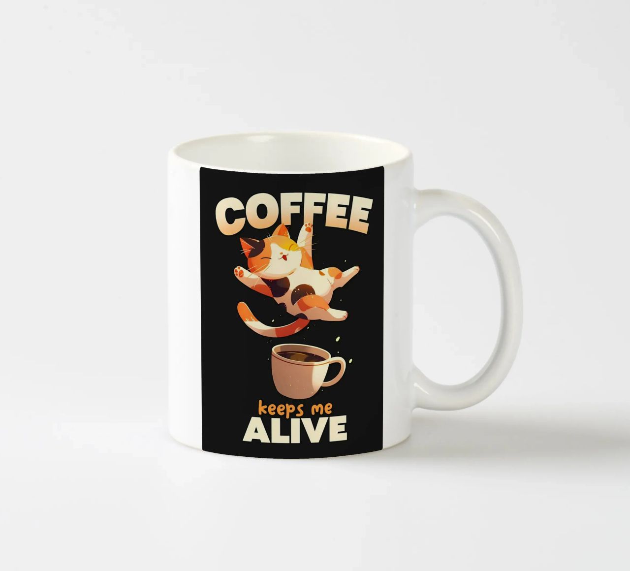 Il caffè mi tiene in vita Cat tazza in ceramica da Bartosz Powalka