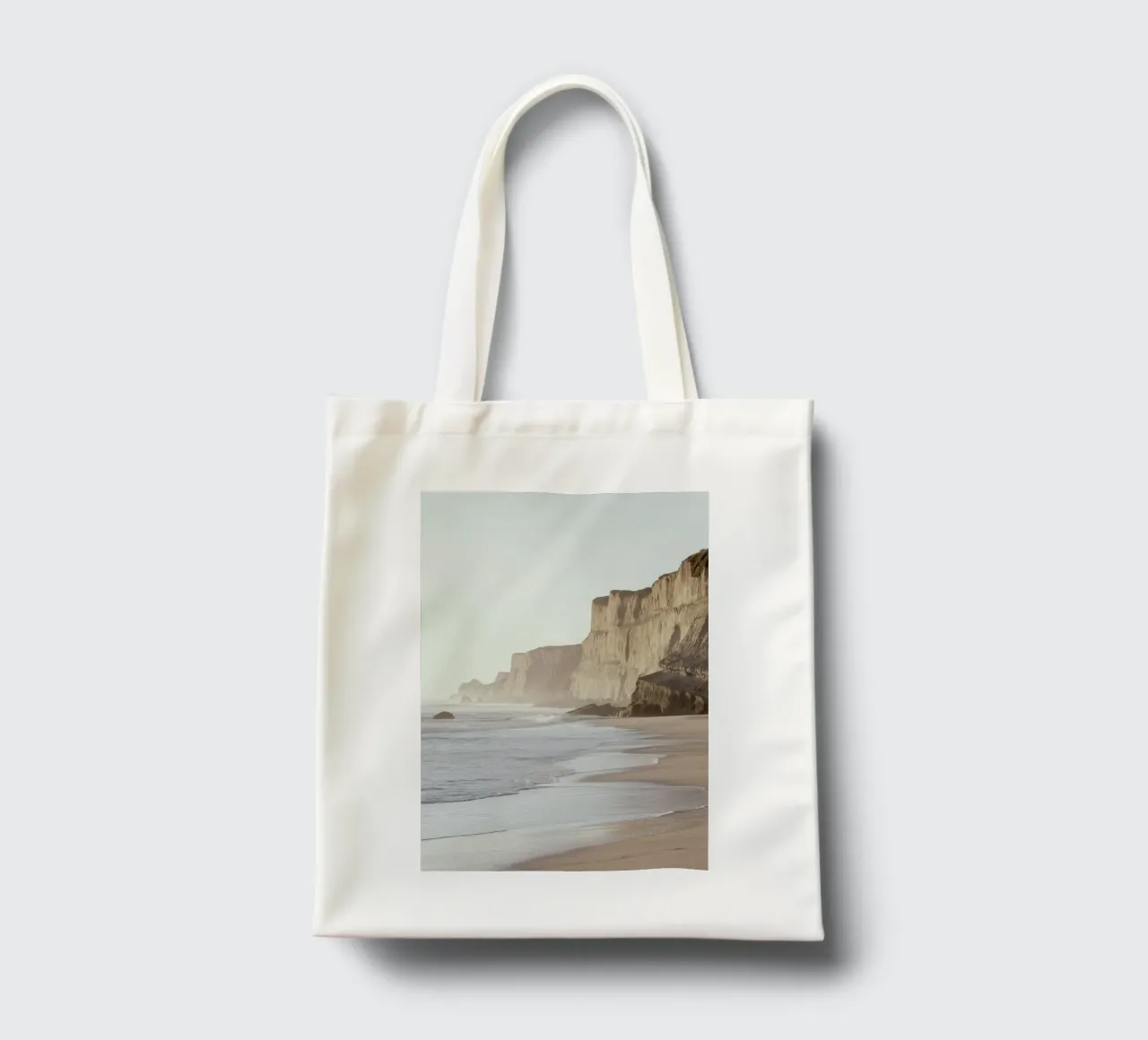 Küstenklippen Meerblick Kunst Jutebeutel von Indigo Tides Art