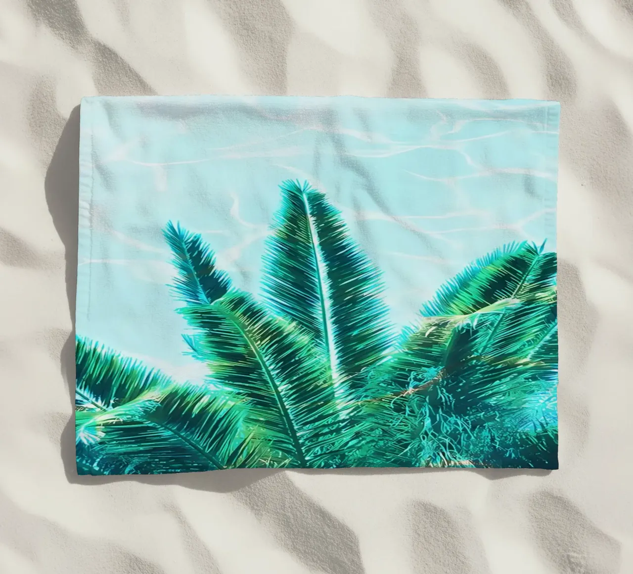 Palme kühlen Strandtuch von Matthew Katz