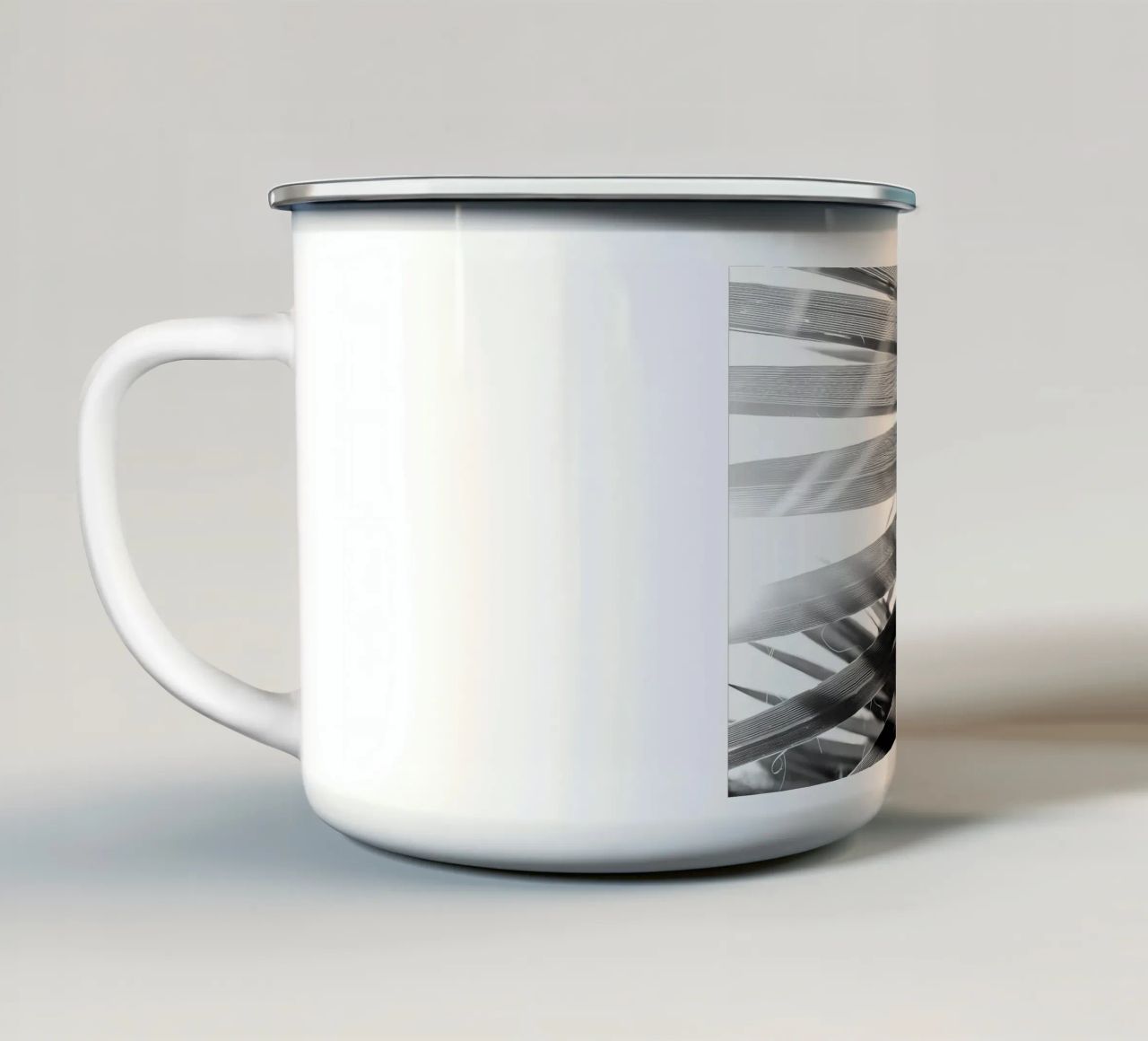 Raggio di sole Foglia di palma tazza in smalto da Matthew Katz