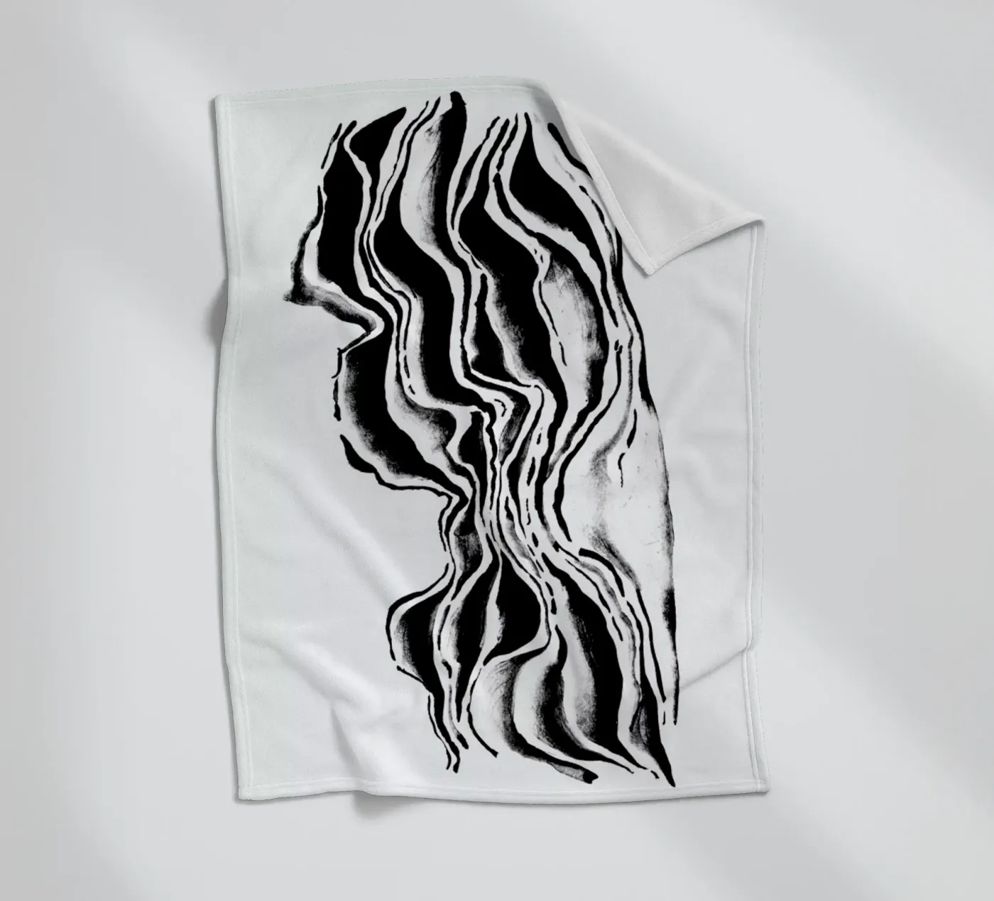 Black River Fleecedecke von Khyati Trehan