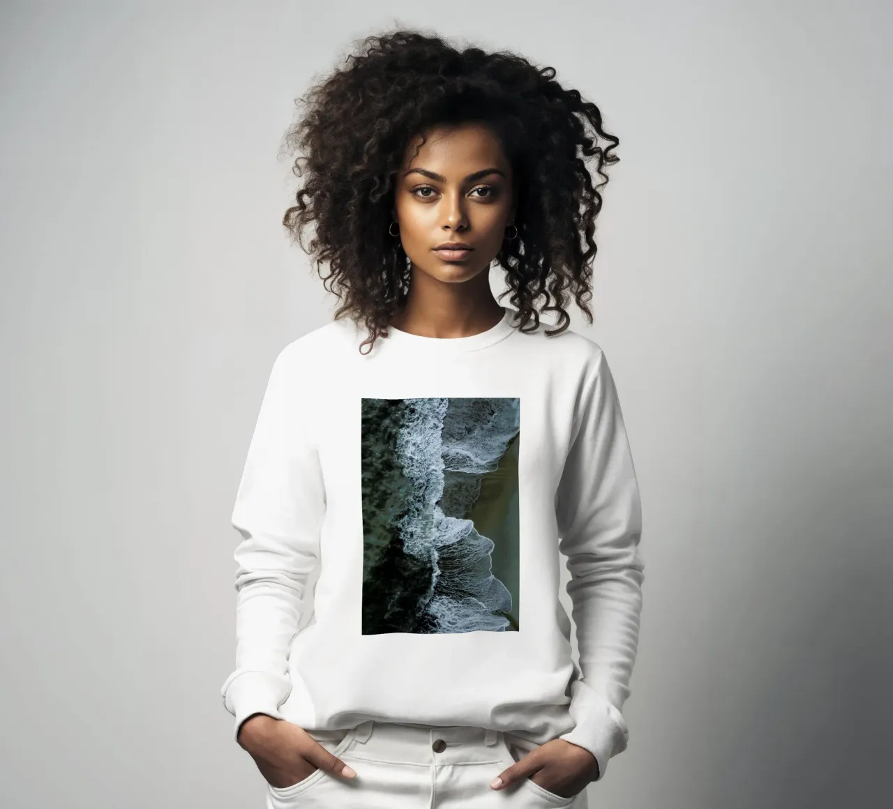 Wild Waves sweatshirt van Studio Nahili