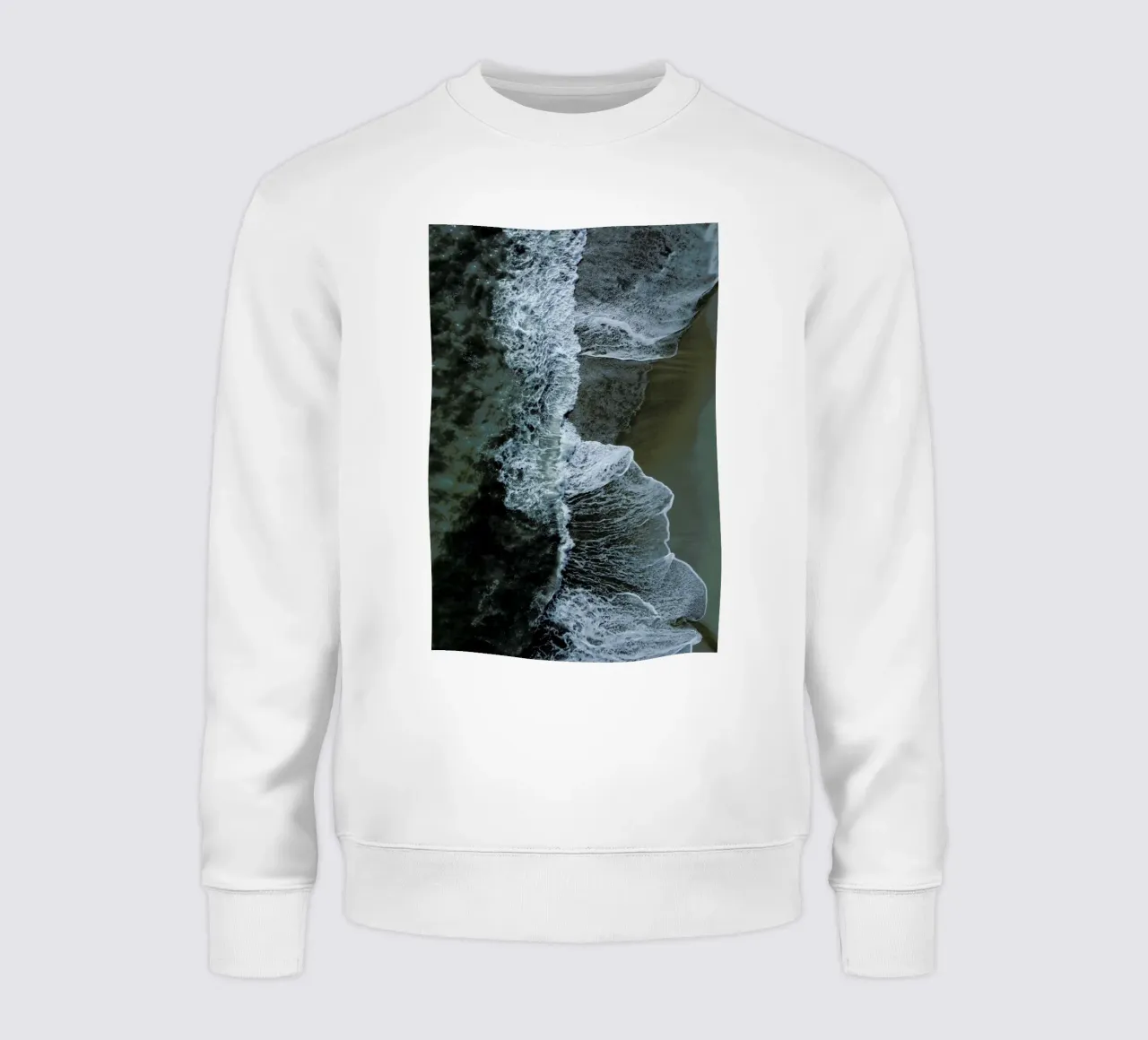 Wild Waves sweatshirt van Studio Nahili