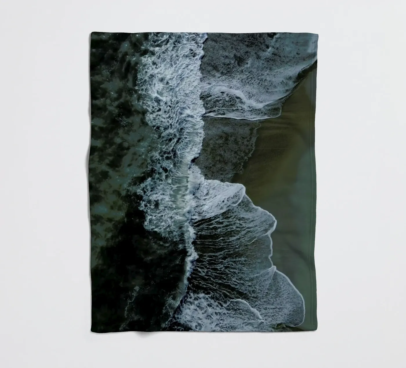 Wild Waves Fleecedecke von Studio Nahili