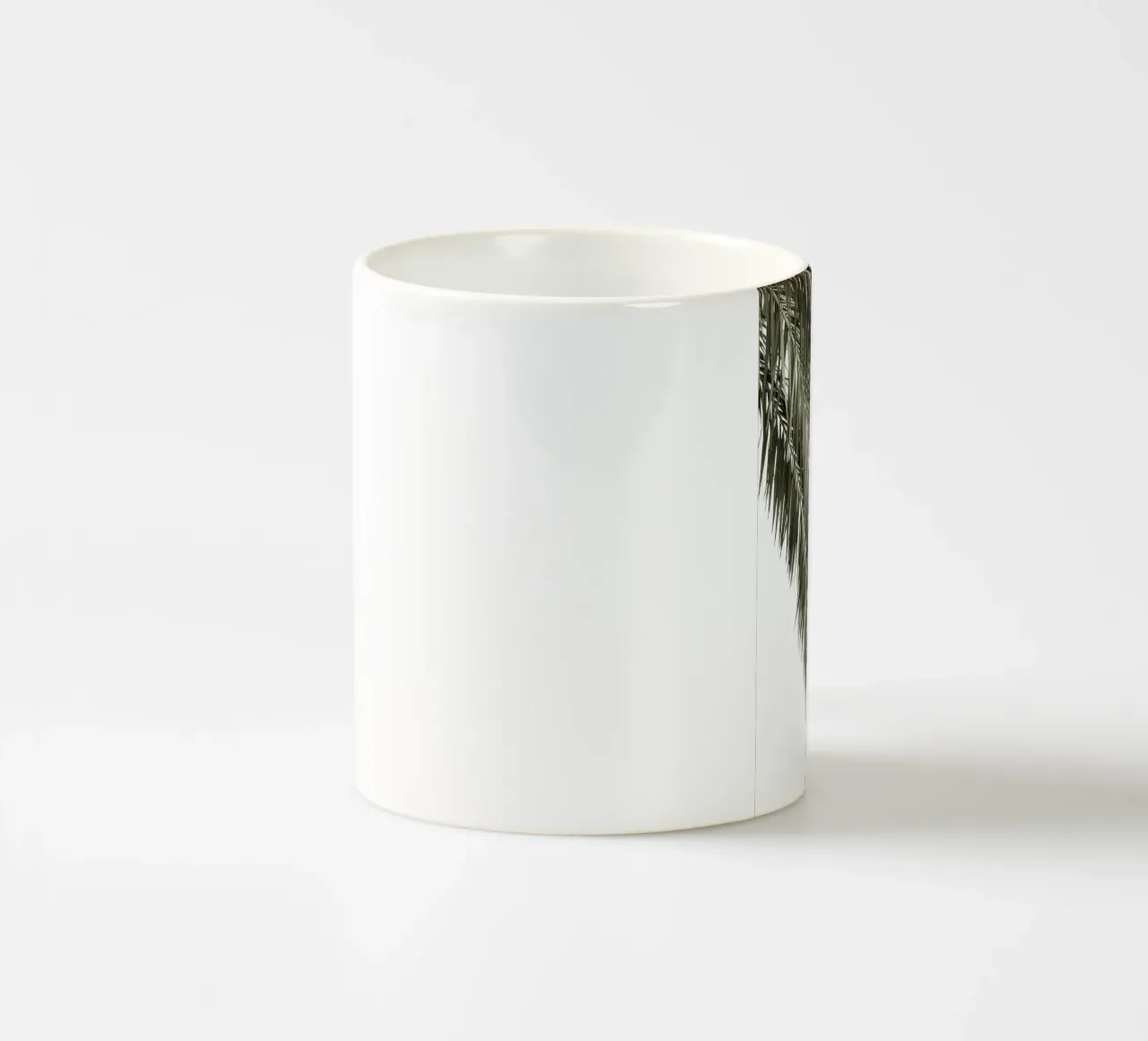 Foglie di palma tazza in ceramica da Matthew Katz
