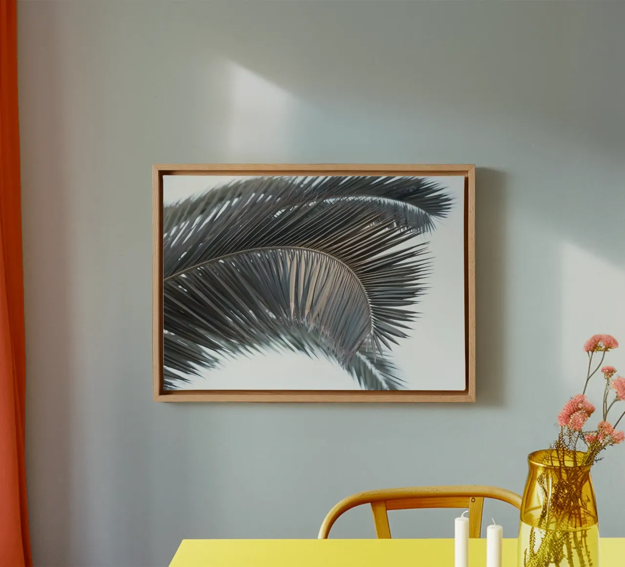 Palmblad zonsondergang 1 canvas met Baklijst van Matthew Katz