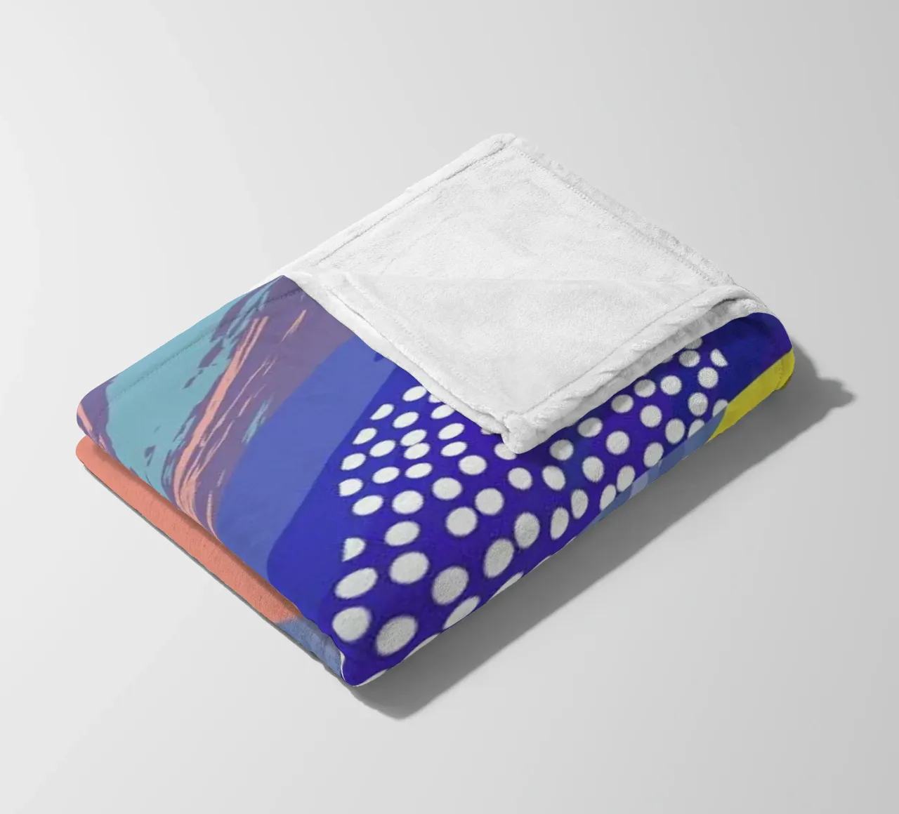 Flirtatious fleece blanket by Pure