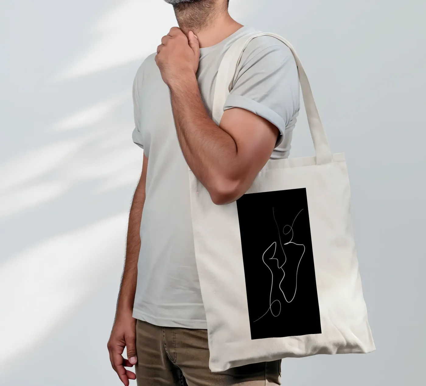 Connected tote bag by Graphite