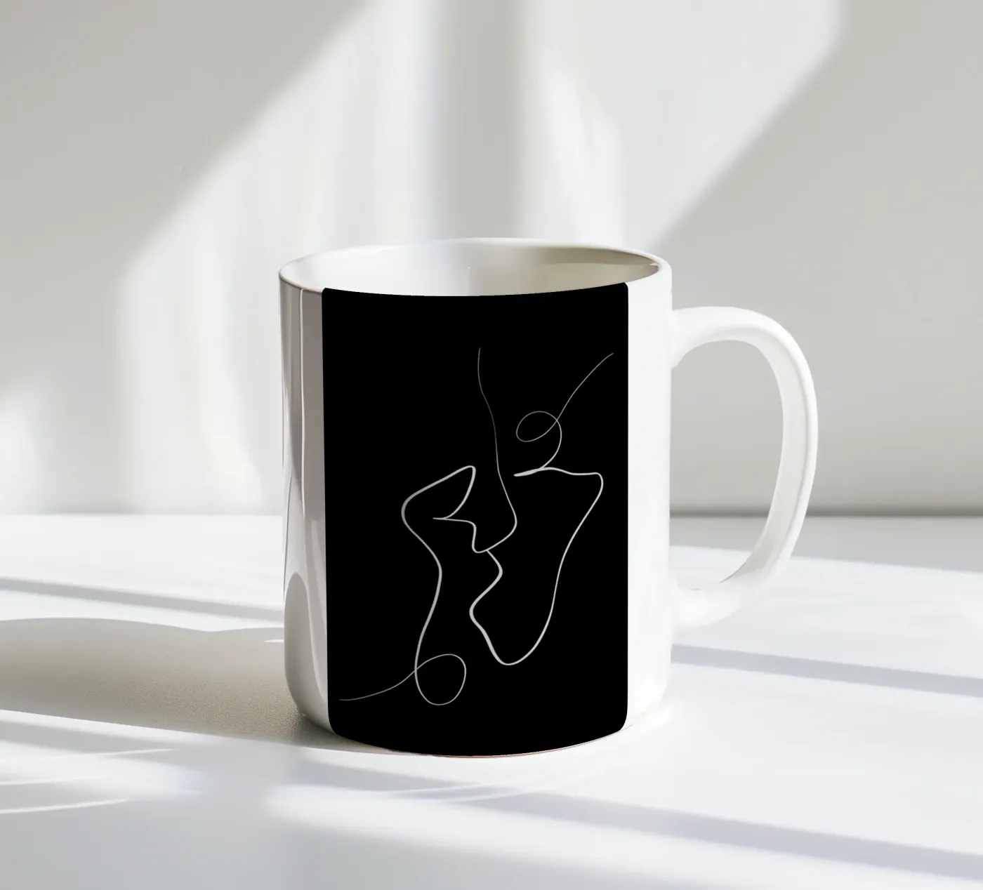 Connected ceramic mug by Graphite