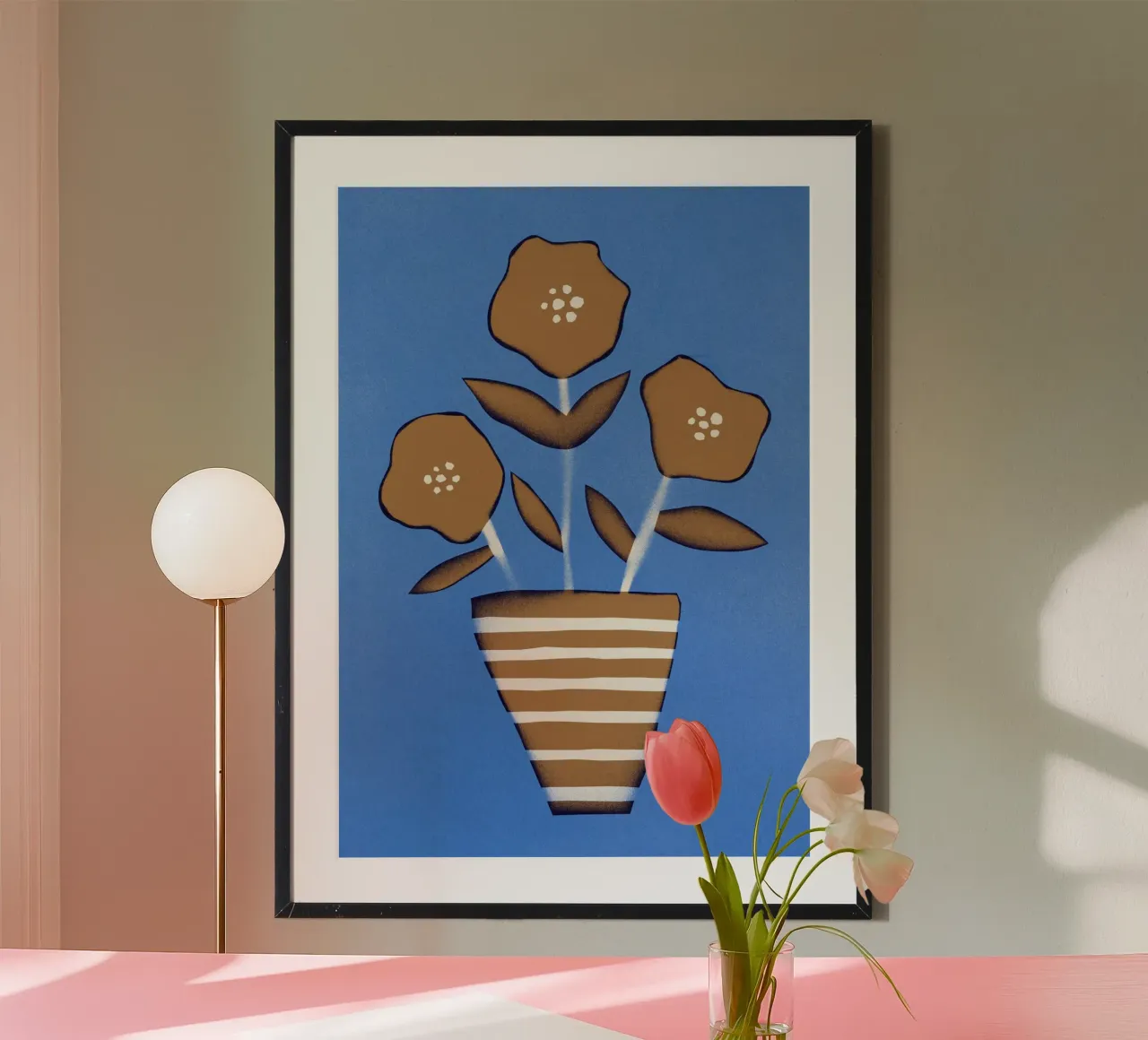 Fiori e strisce / Blu e marrone poster con telaio in alluminio da Alisa Galitsyna