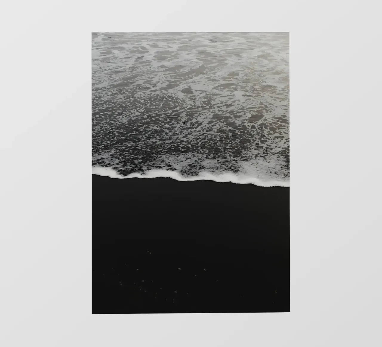 Onde della spiaggia di sabbia nera telo in pvc da Matthew Katz