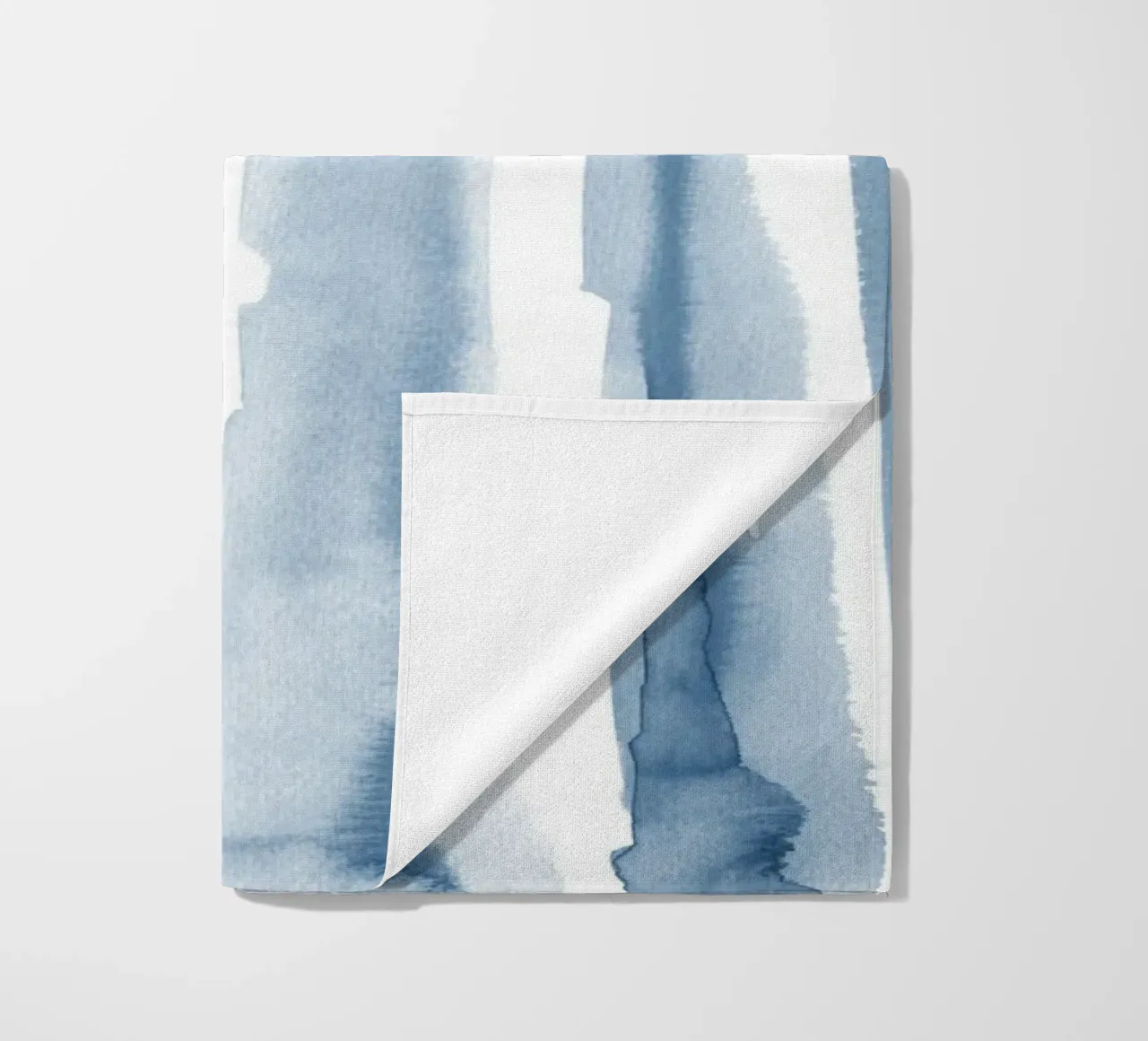 Morbide pennellate di acquerello blu telo mare da NouveauPrints