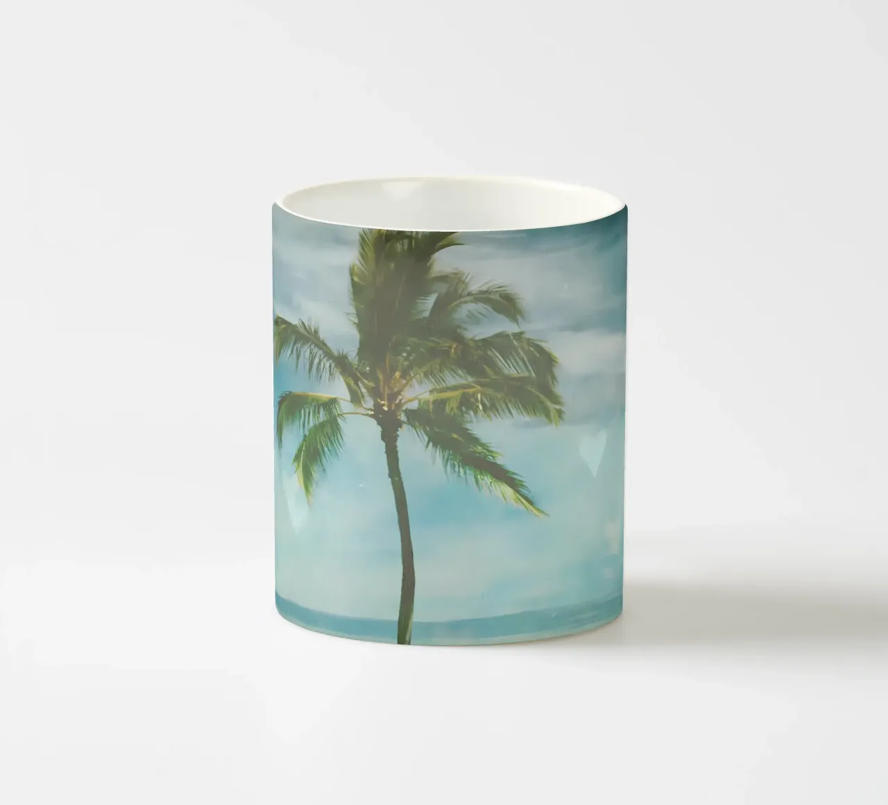 Spiaggia vintage delle Hawaii 07 tazza in ceramica da Matthew Katz