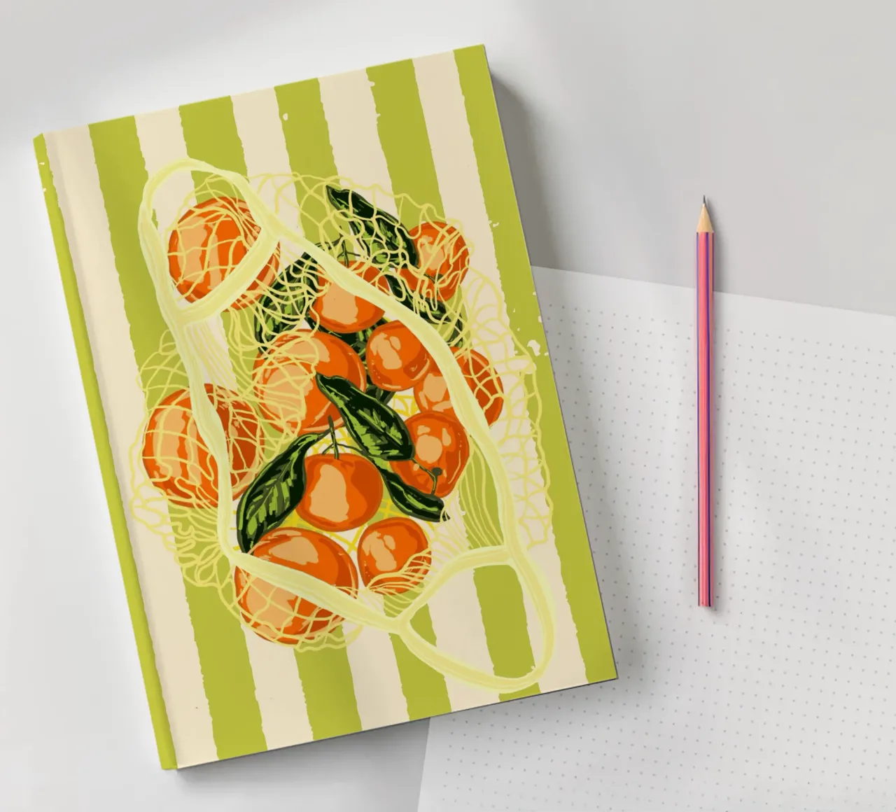 Mandarines rétro dans un sac en filet carnet de notes de EDMPROJECT