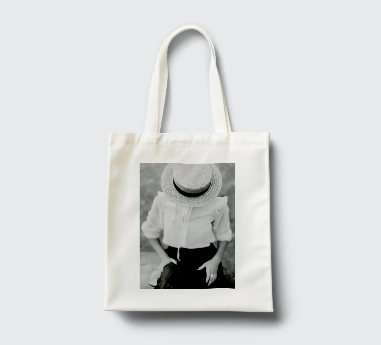 Frills tote bag by Runway Collective