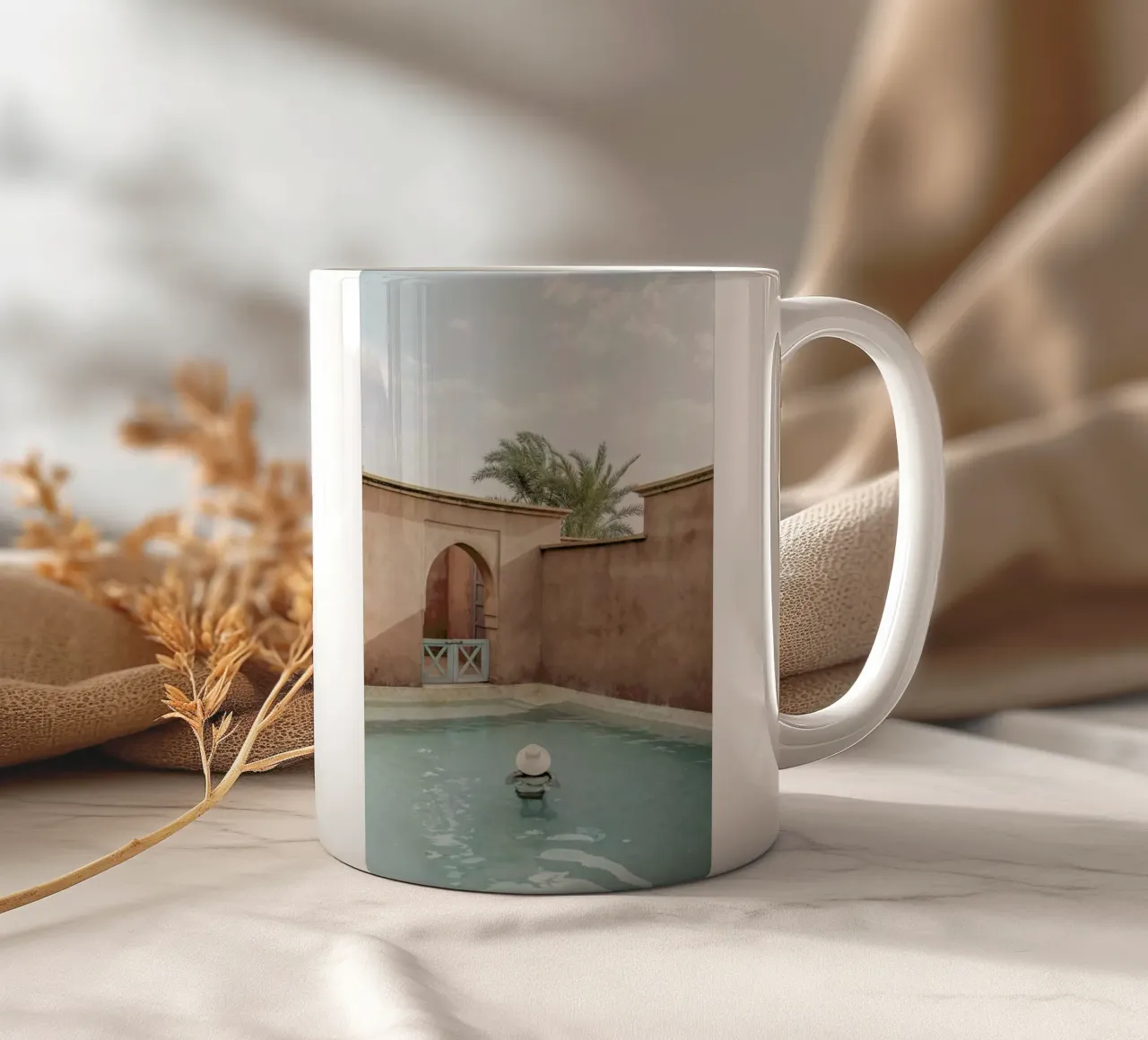 Summer Escape tazza in ceramica da Runway Collective