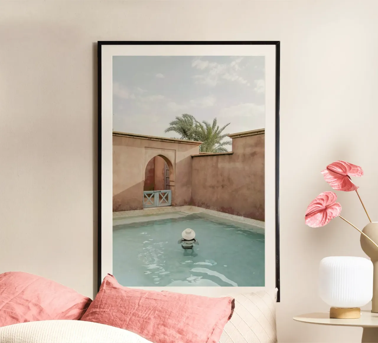 Summer Escape poster con telaio in plastica da Runway Collective