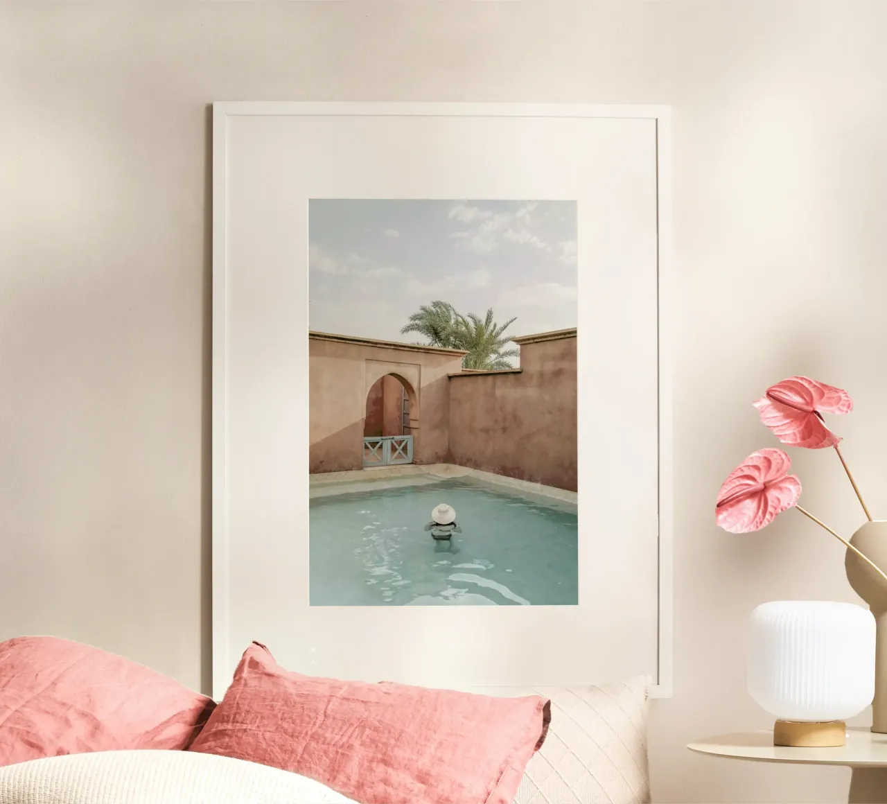 Summer Escape poster con telaio in plastica da Runway Collective