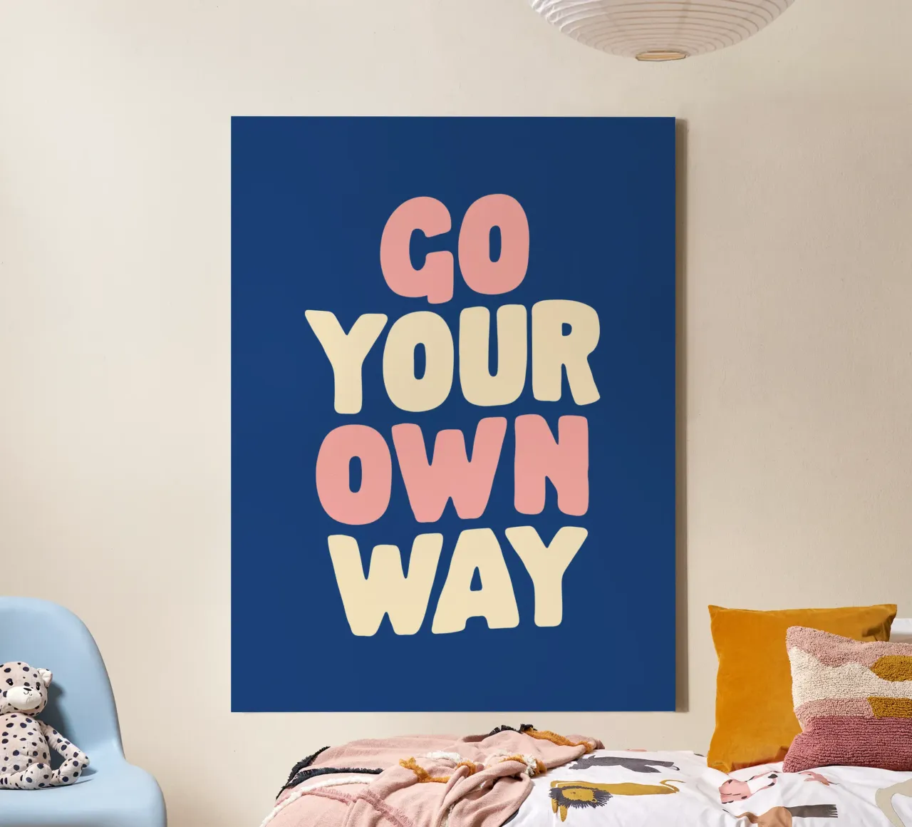 Go Your Own Way Typografie print in roze, wit en blauw canvas van THE MOTIVATED TYPE