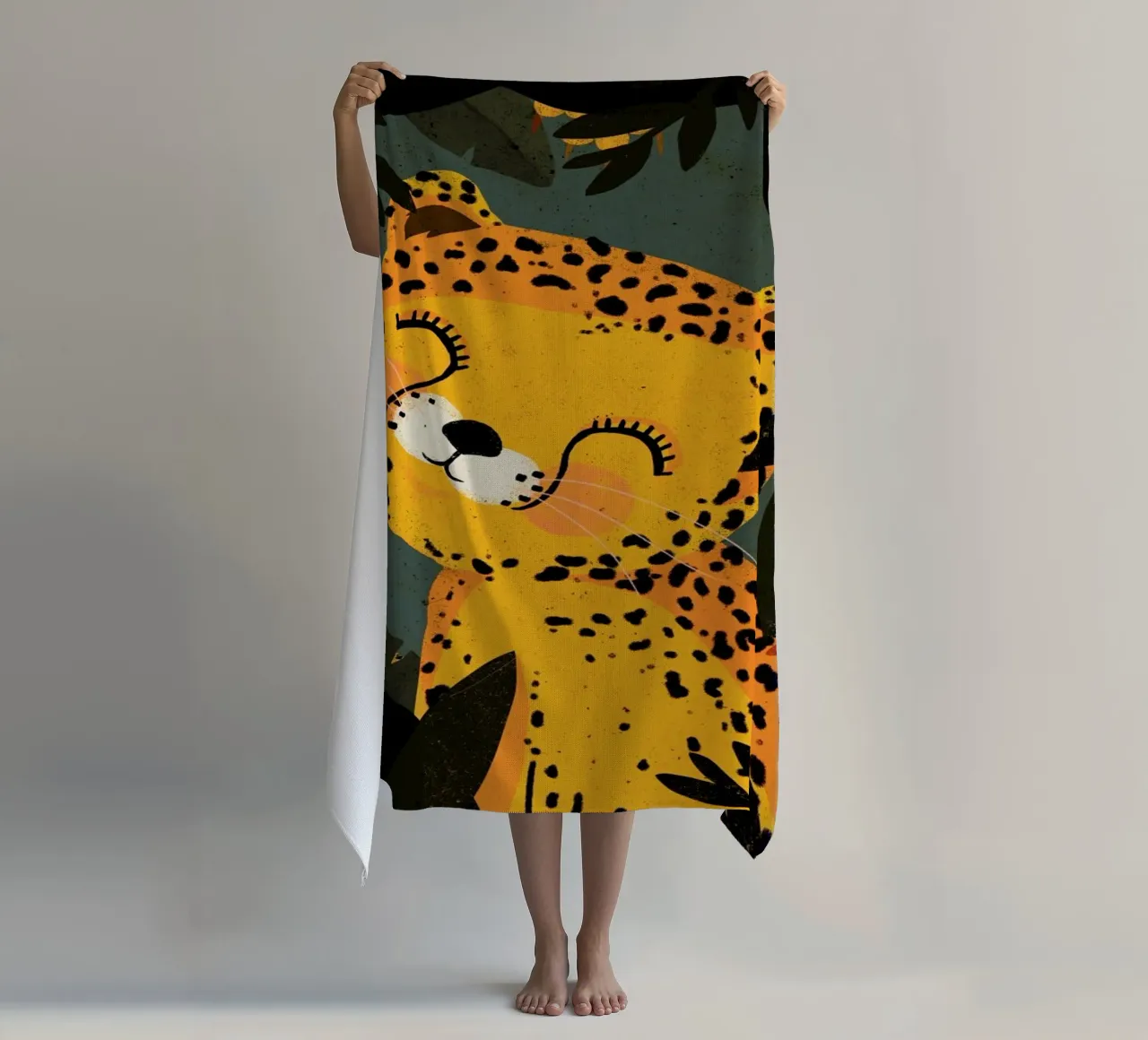 Young Leopard telo mare da treechild