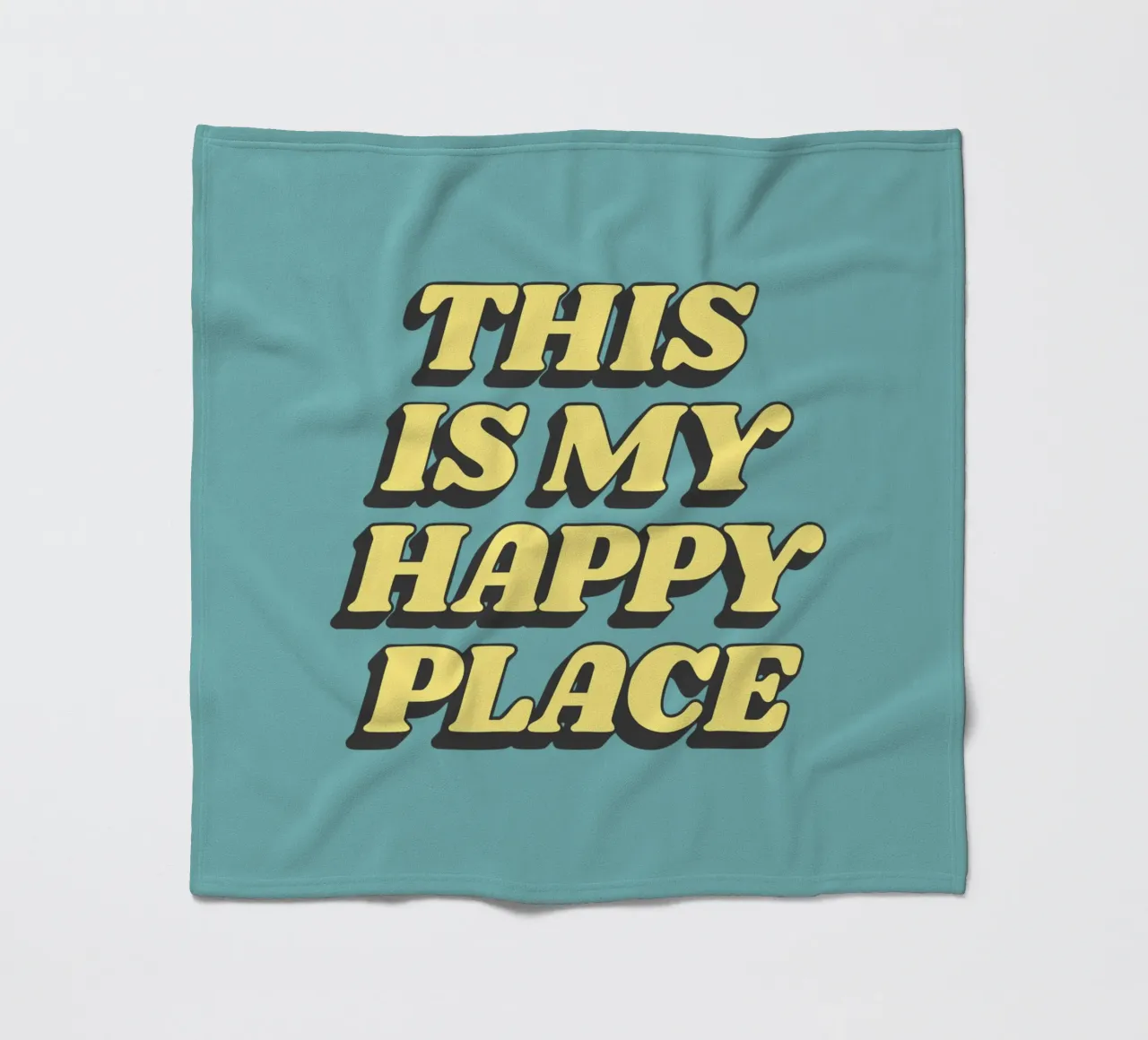 Impression typographique "This is My Happy Place" en jaune, bleu et noir plaid polaire de THE MOTIVATED TYPE