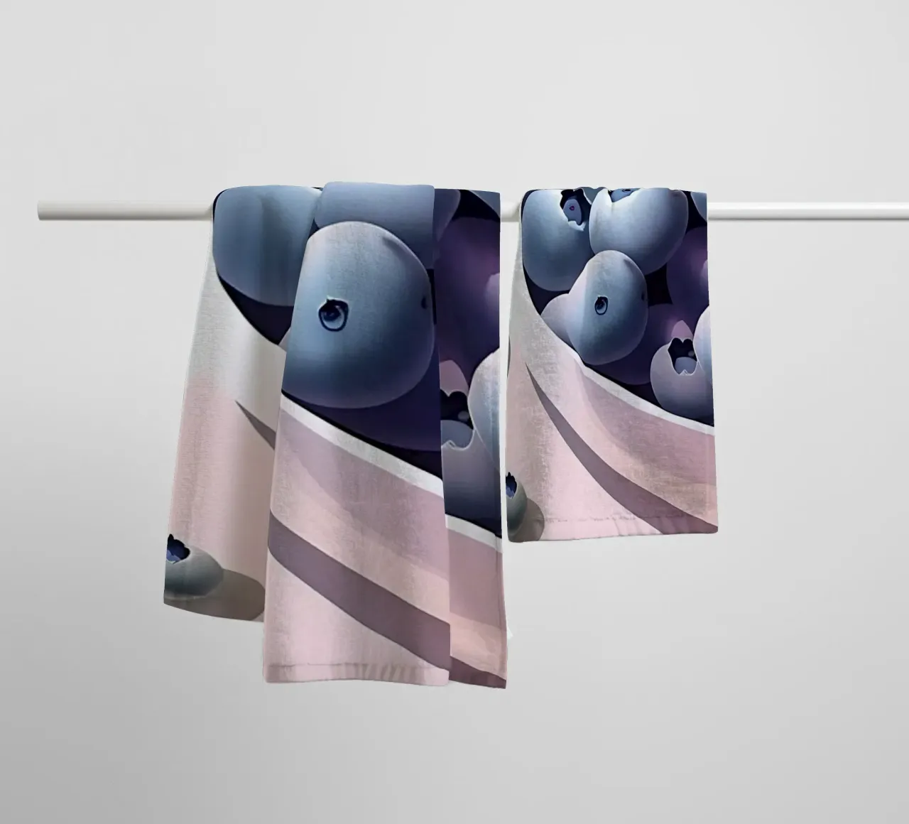 Mirtilli_stile_A_1 asciugamano da bagno da Pink- und LoveArt by LK