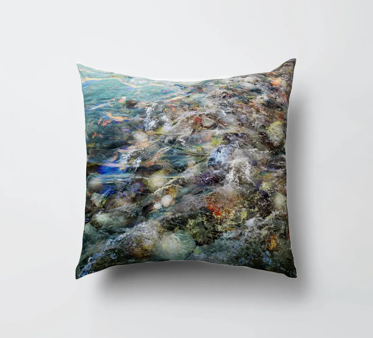 Dreams are like Water cuscino da Angelo Cerantola