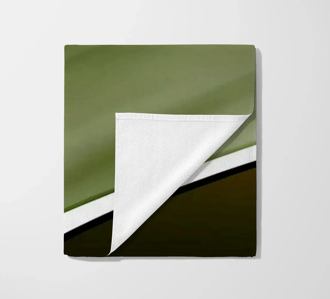 Oro e verde astratto telo mare da Aiden Garcia