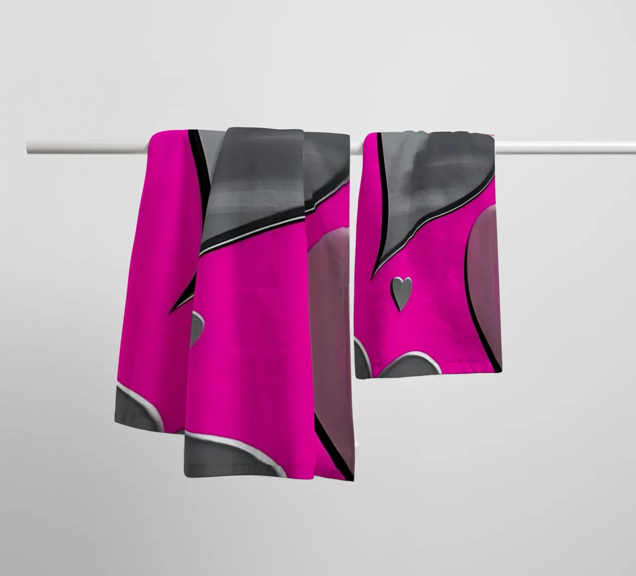 cuori_rosa_argento_3 asciugamano da bagno da Pink- und LoveArt by LK