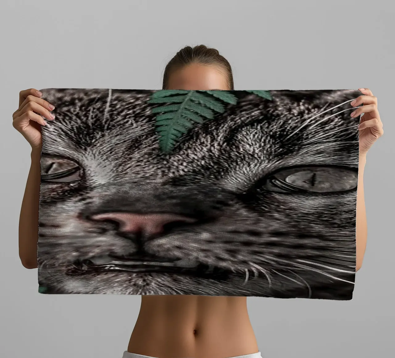 Meow Cat in Felci asciugamano da bagno da arizrab