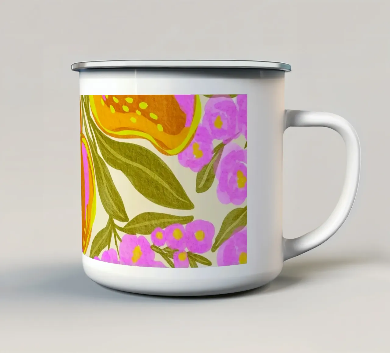 Manghi esotici e fiori tazza in smalto da Nikitajariwala