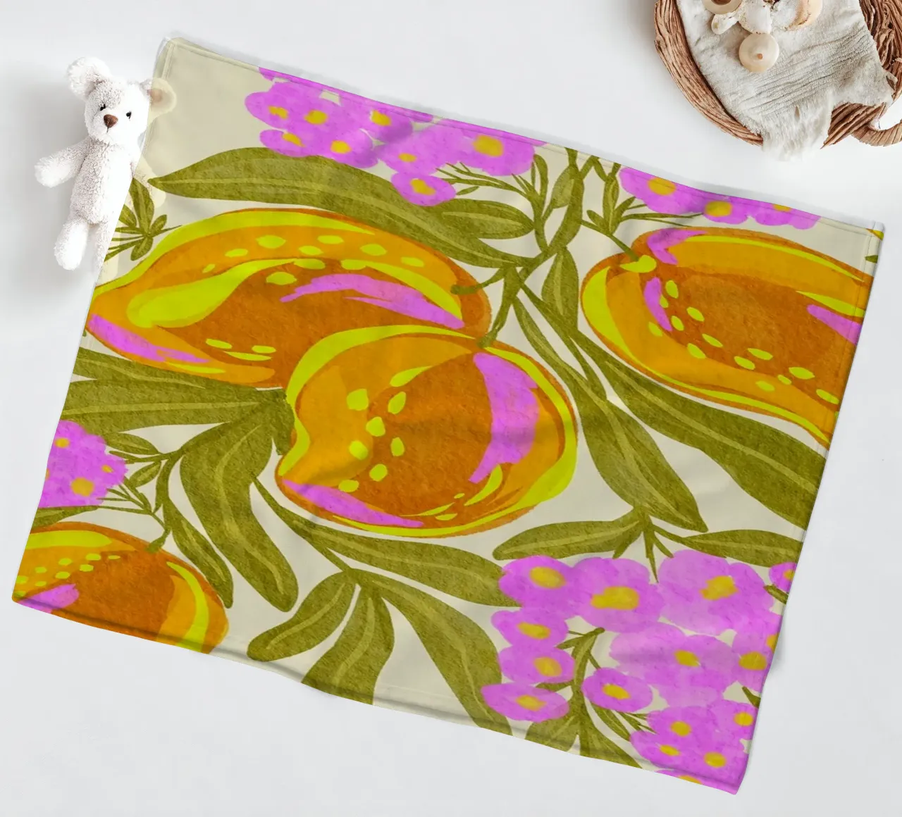 Manghi esotici e fiori coperta in pile da Nikitajariwala