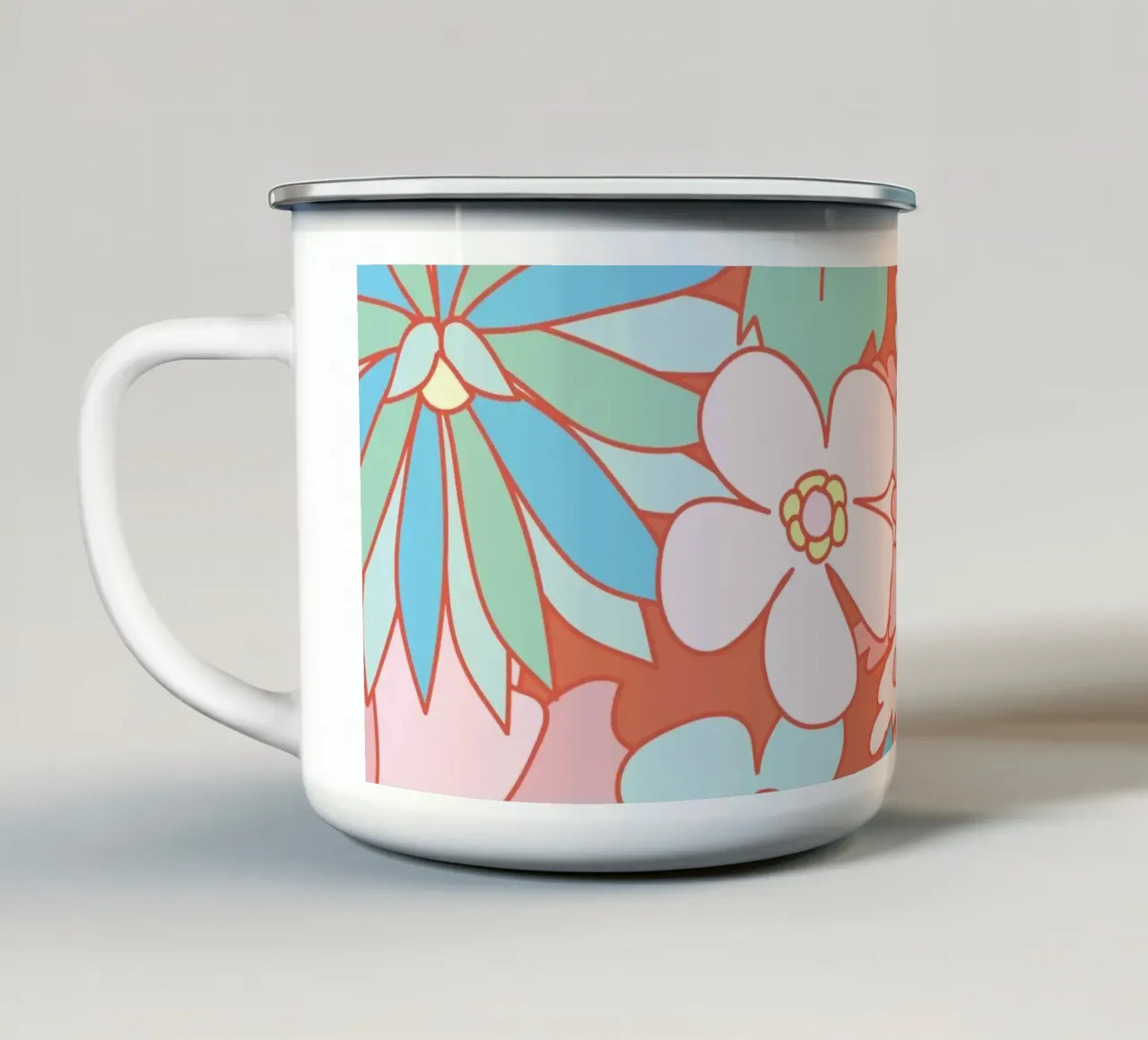 Fiori audaci tazza in smalto da Nikitajariwala