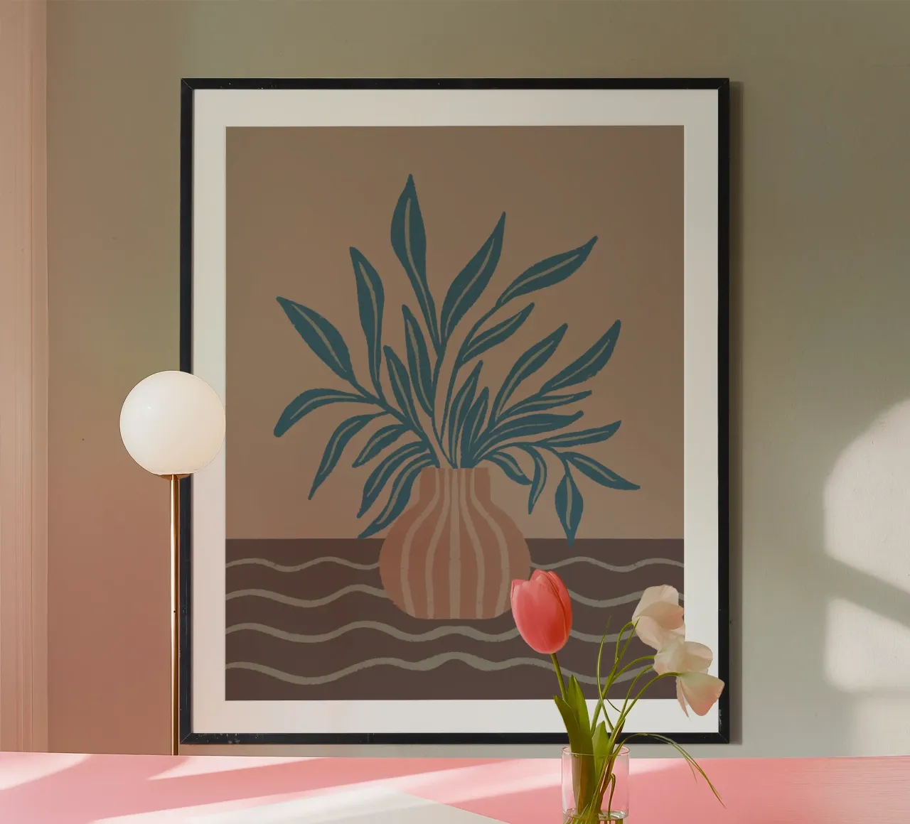 Vaso moderno con foglie tropicali poster con telaio in alluminio da Wackapacka