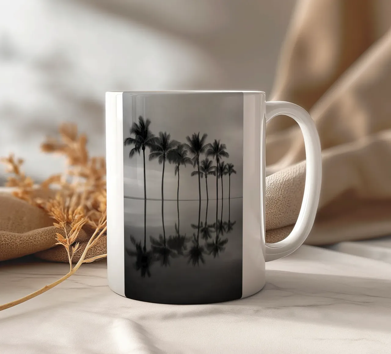 Riflesso delle palme tazza in ceramica da Indigo Tides Art