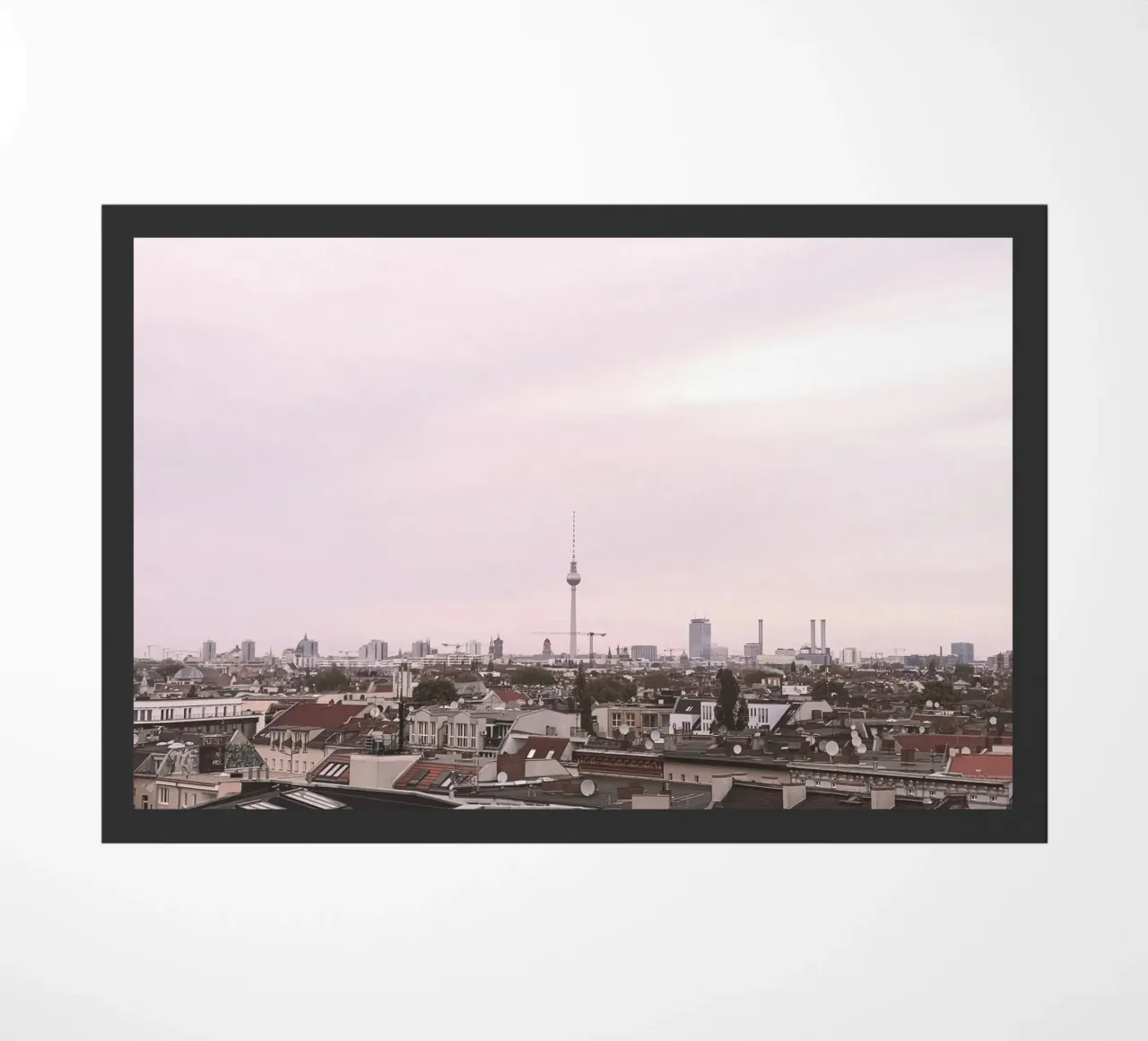 Berlino, Germania I Skyline urbano con la torre Fernsehturm zerbino da Julie Travel Photography